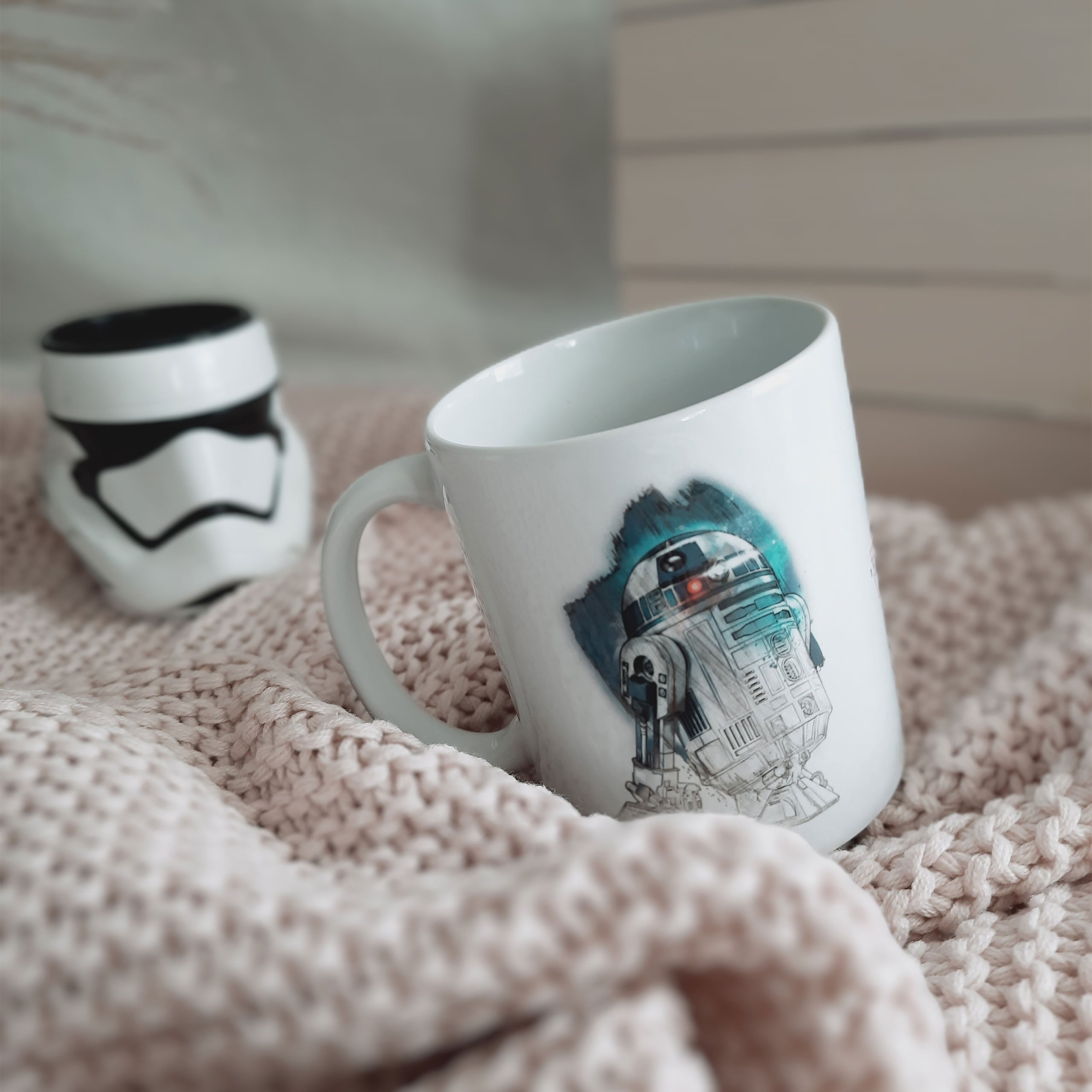 Product image Star Wars: The Last Jedi - R2-D2 mug