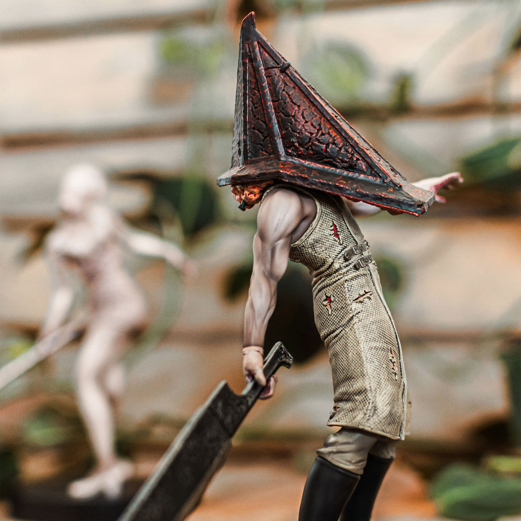 Product image Silent Hill 2 - Red Pyramid Head Figure