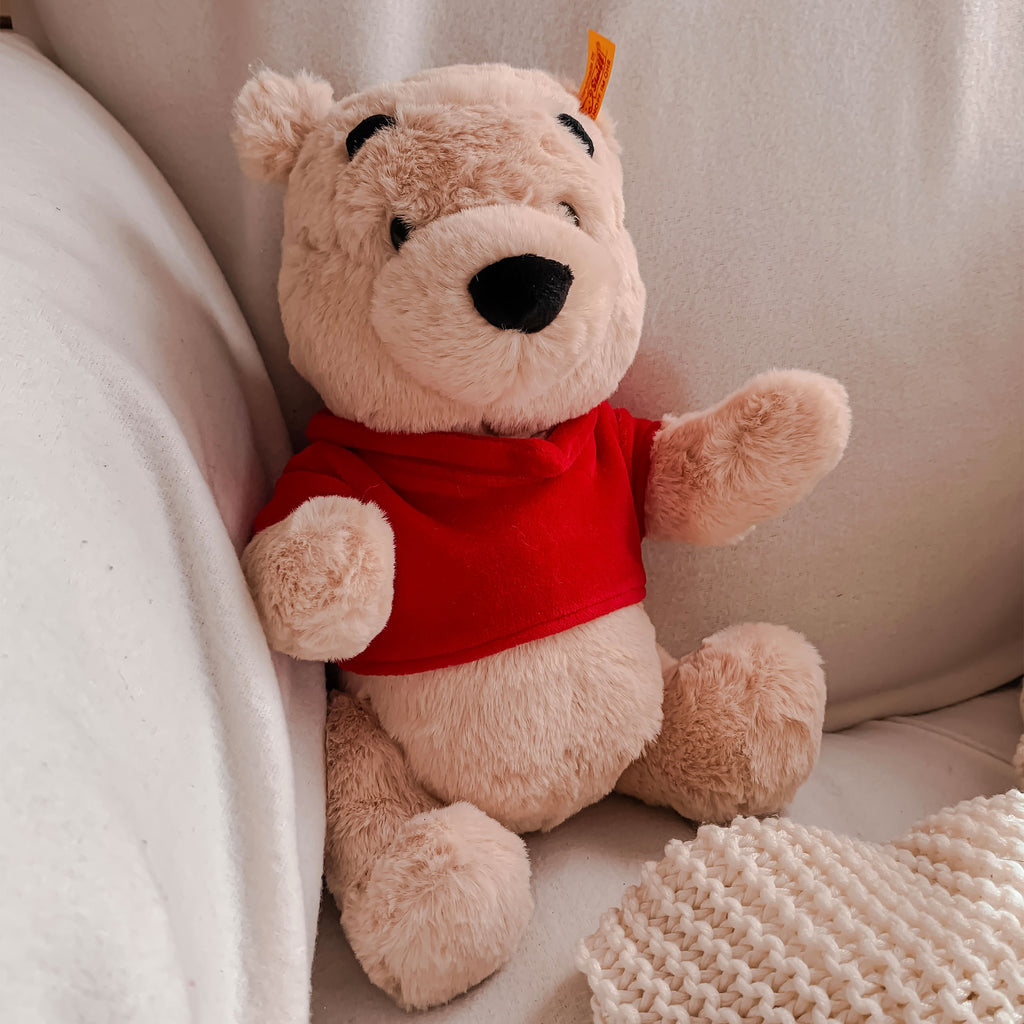 Product image Winnie the Pooh - Collector's Figure by Steiff