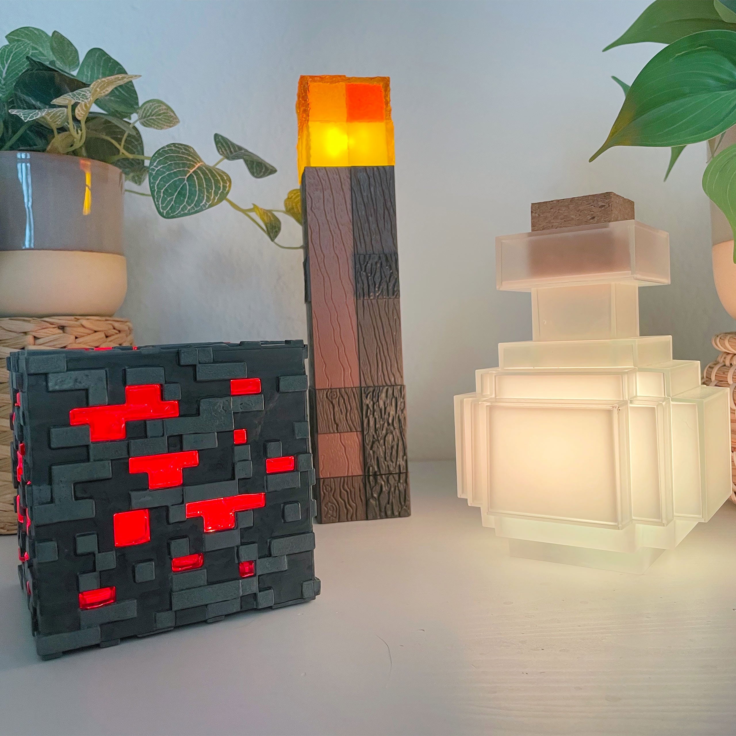 Product image Minecraft - Redstone Table Lamp