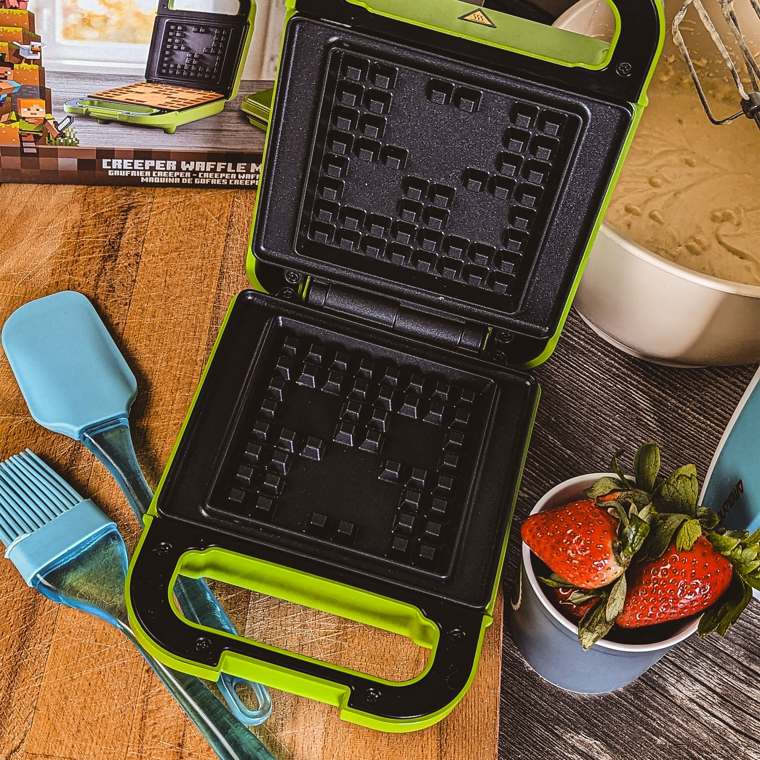Product image Minecraft - Creeper Waffle Iron