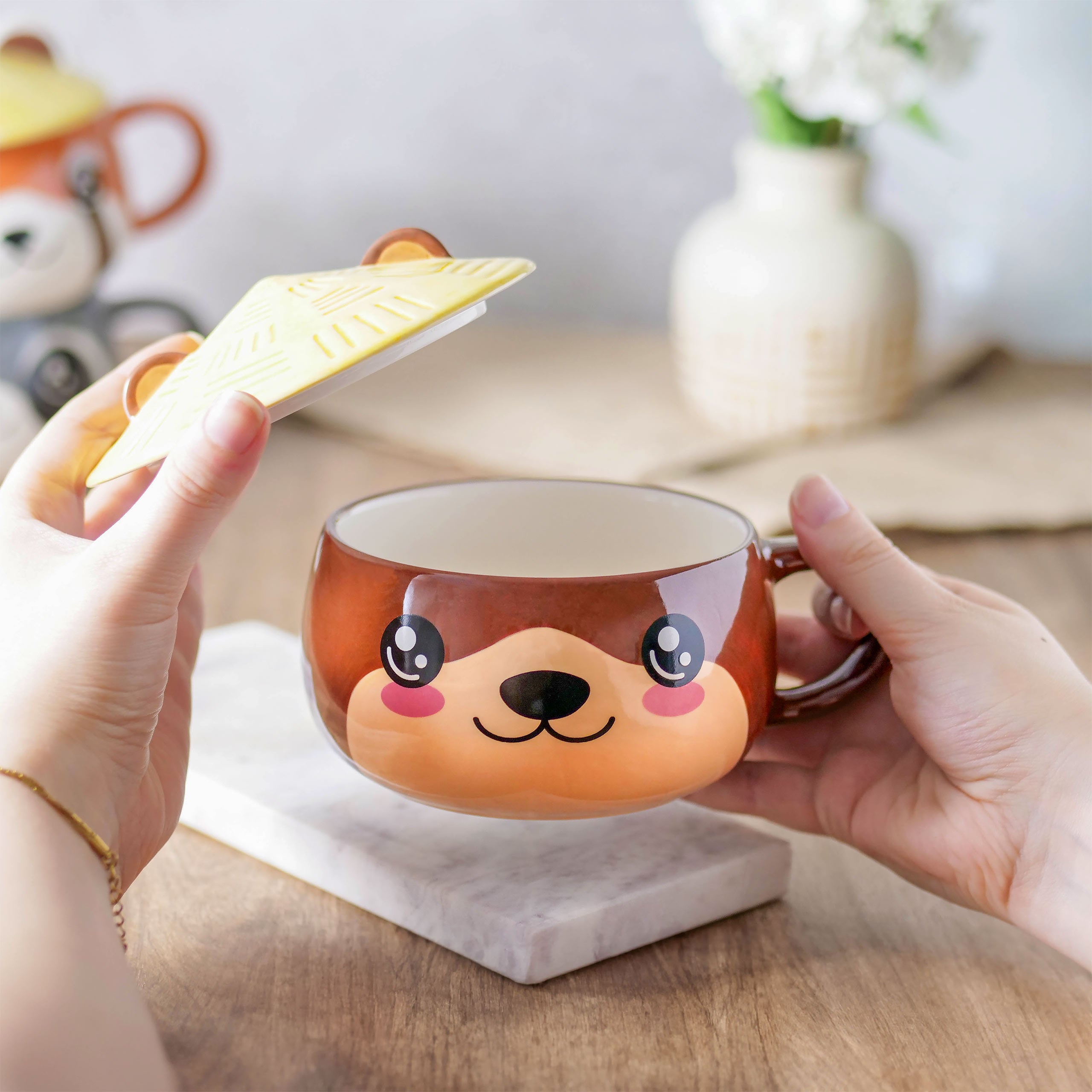 Product image Otter Kawaii Cup with Lid for Anime Fans
