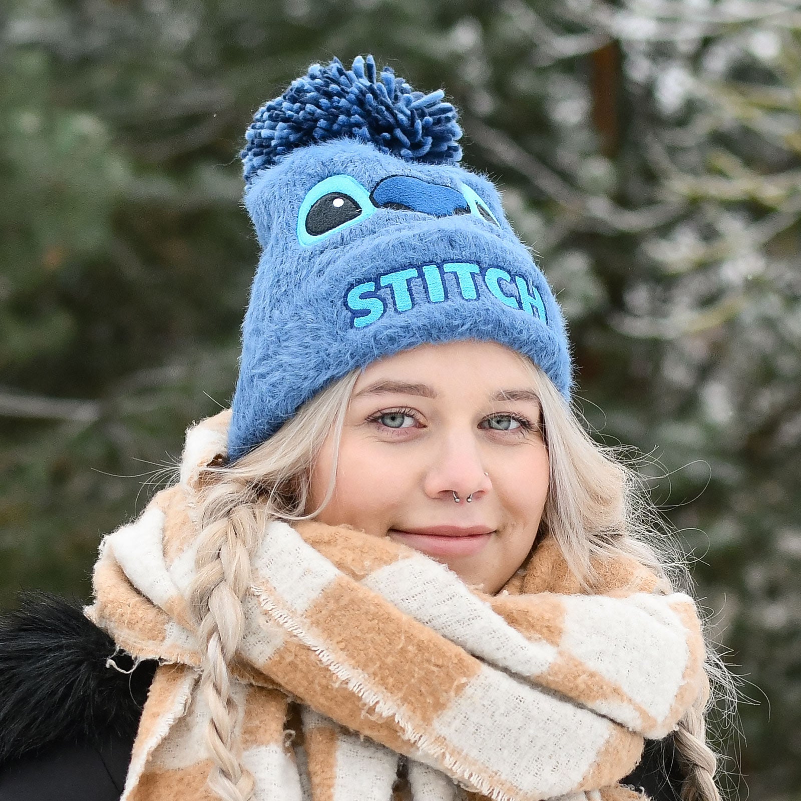 Product image Stitch Hat with Pom-Pom - Lilo & Stitch