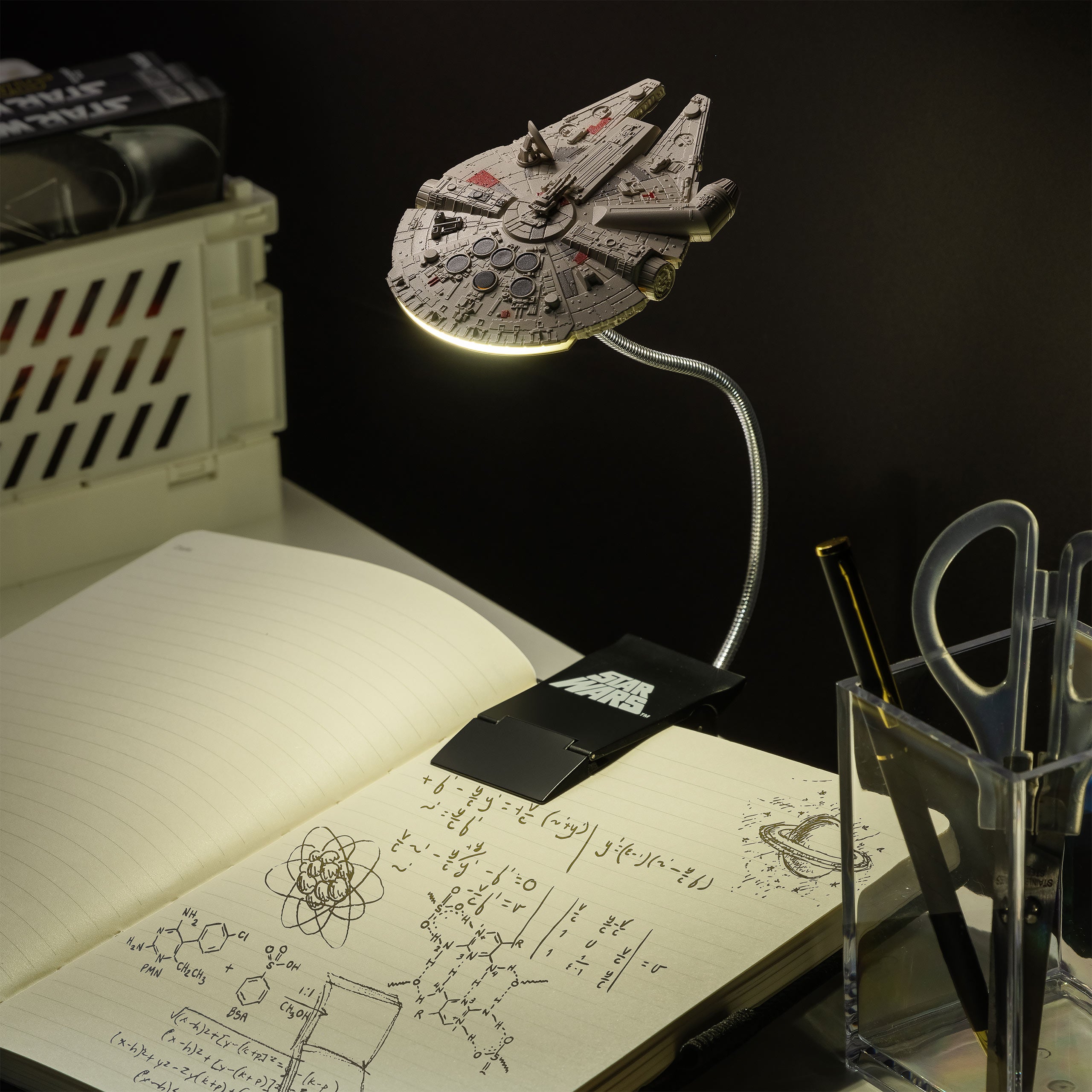 Product image Star Wars - Millennium Falcon Reading Lamp