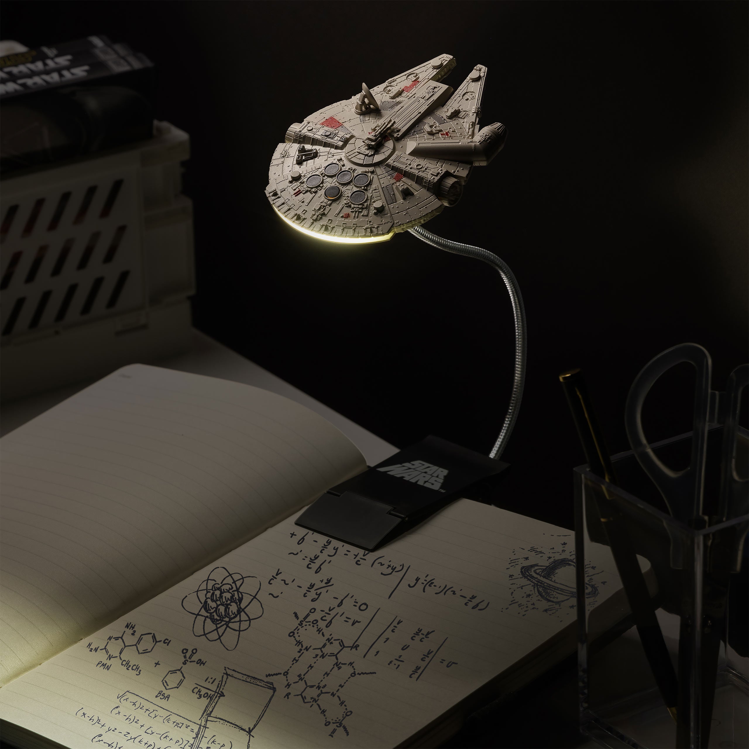 Product image Star Wars - Millennium Falcon Reading Lamp