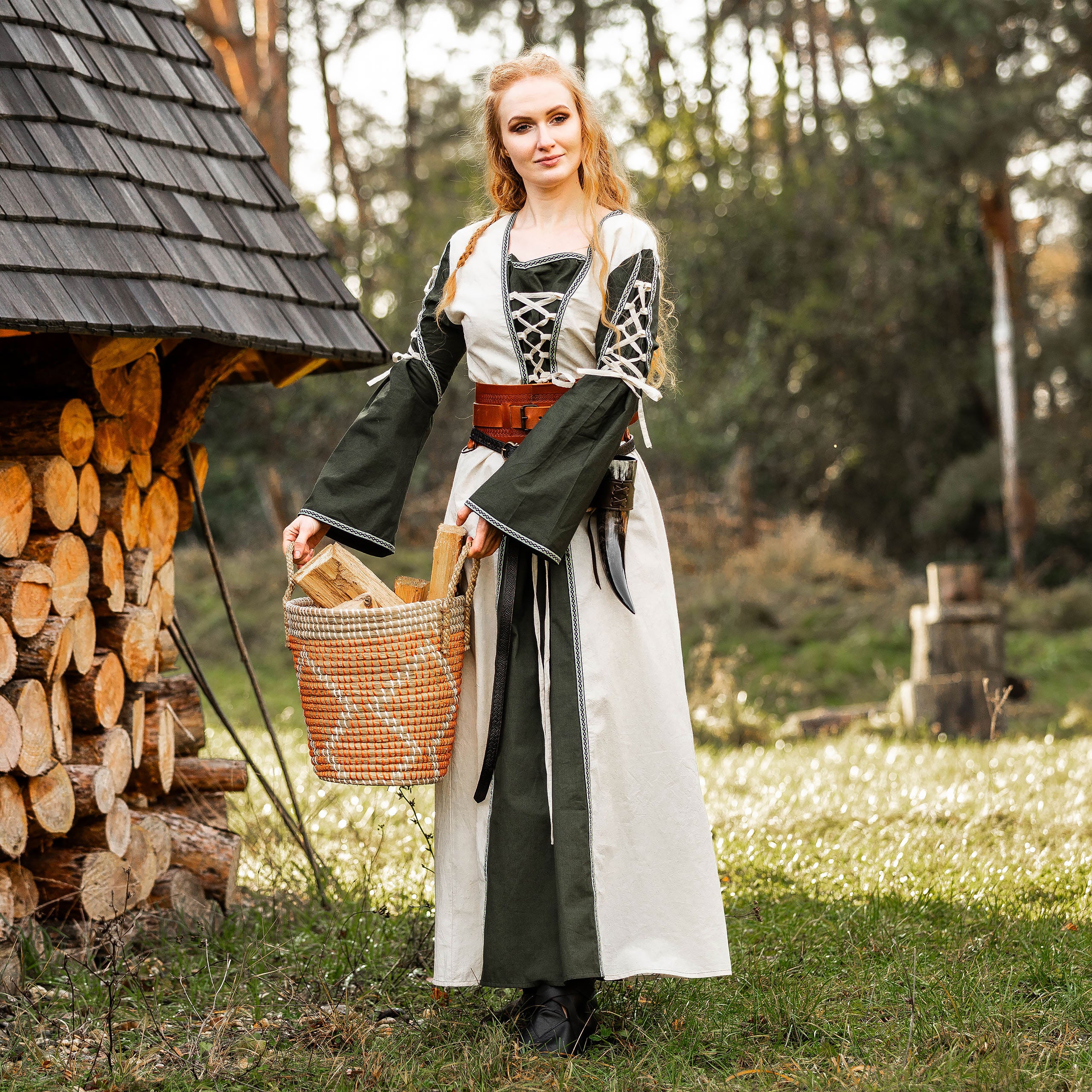 Product image Medieval dress with lacing green-nature