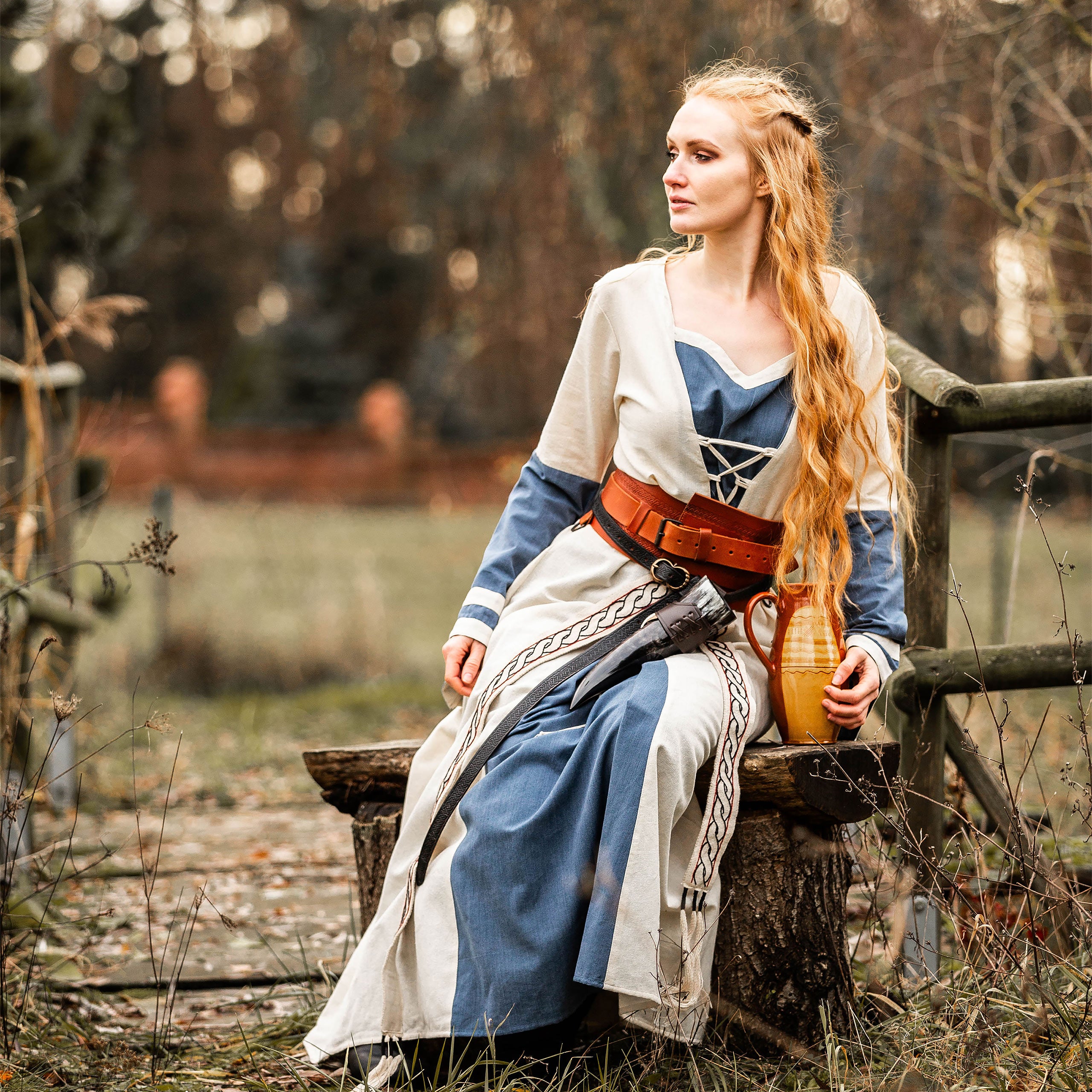 Product image Medieval dress with trumpet sleeves blue-natural