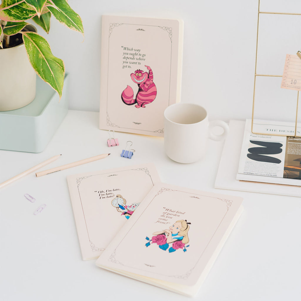 Product image Alice in Wonderland - Set of 3 Notebooks
