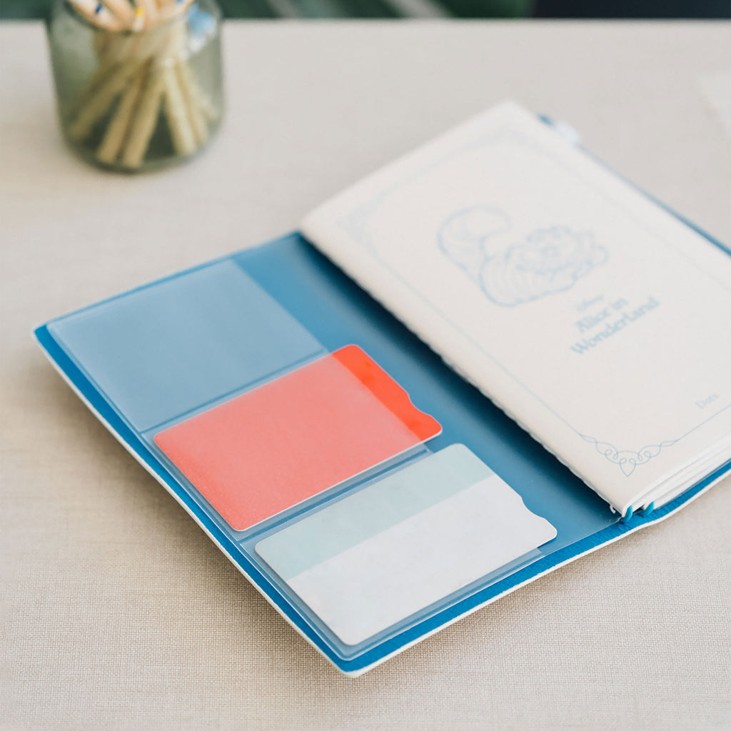 Product image Alice in Wonderland - Characters Notebook