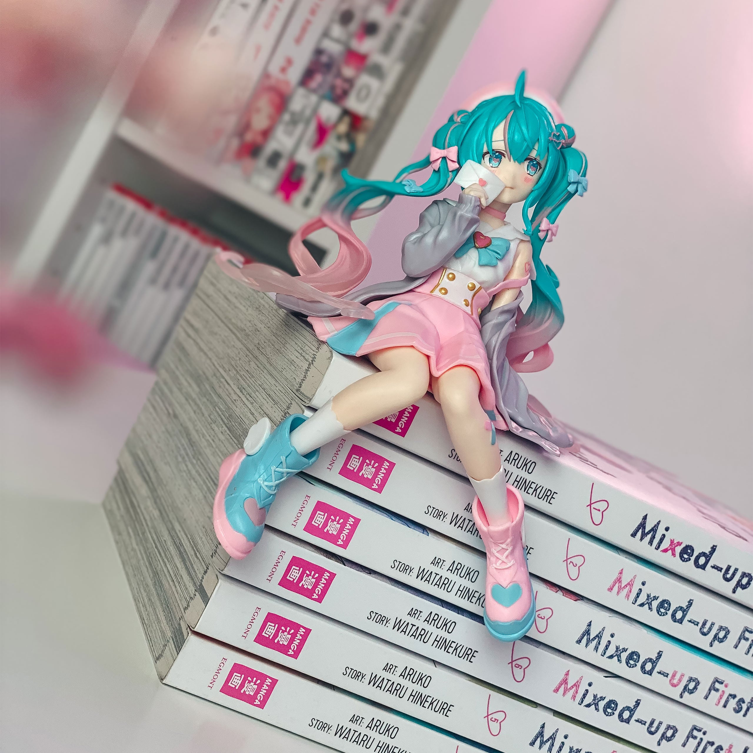 Product image Hatsune Miku - Noodle Stopper Figure Love Sailor Grey Color Version
