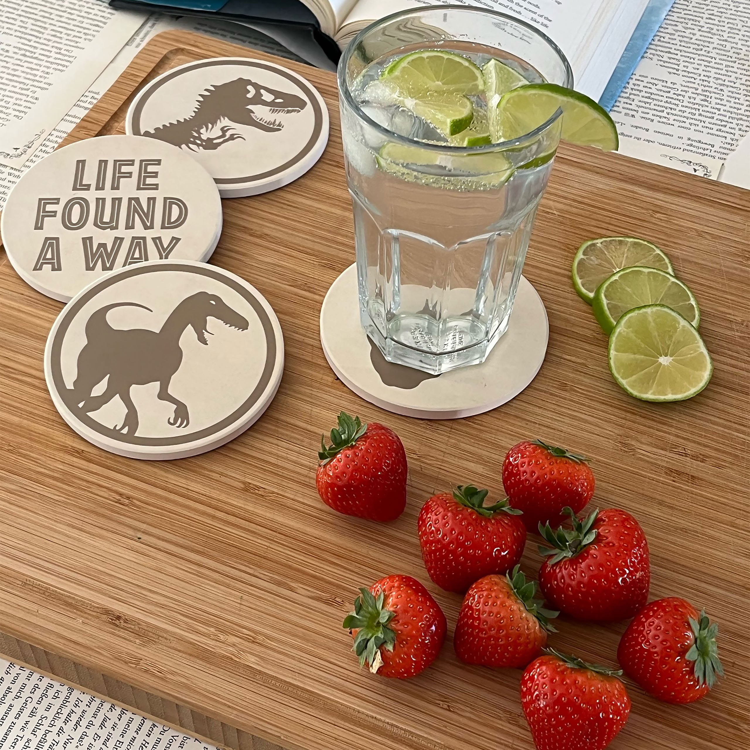 Product image Jurassic Park - Life Found A Way Coaster Set of 4