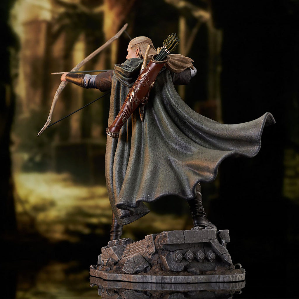 Product image The Lord of the Rings - Legolas Deluxe Gallery Statue