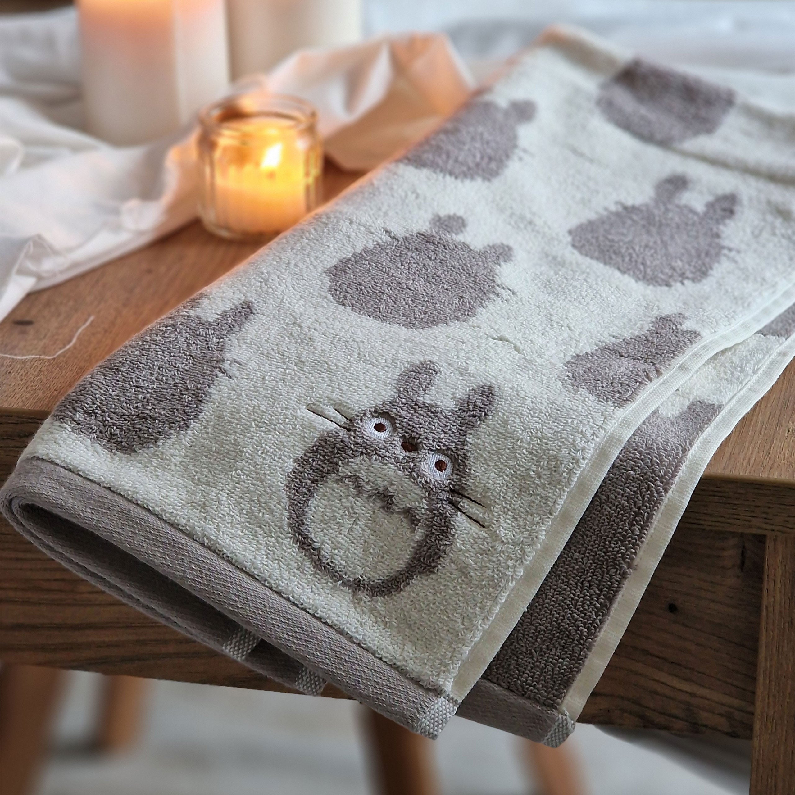 Product image Totoro - Silhouette Totoro Mini Towel