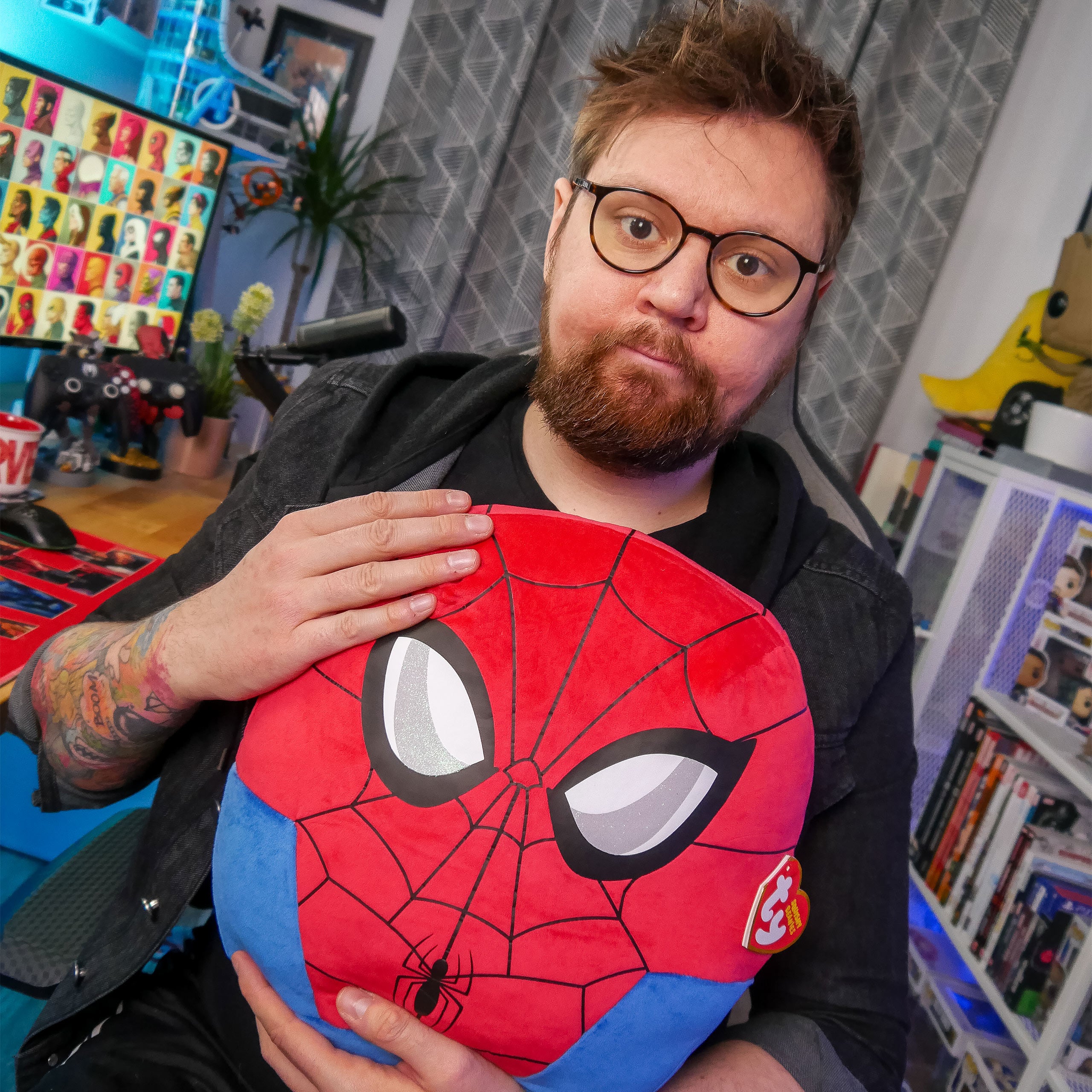 Product image Spider-Man Squishy Beanies Plush Pillow 35cm - Marvel