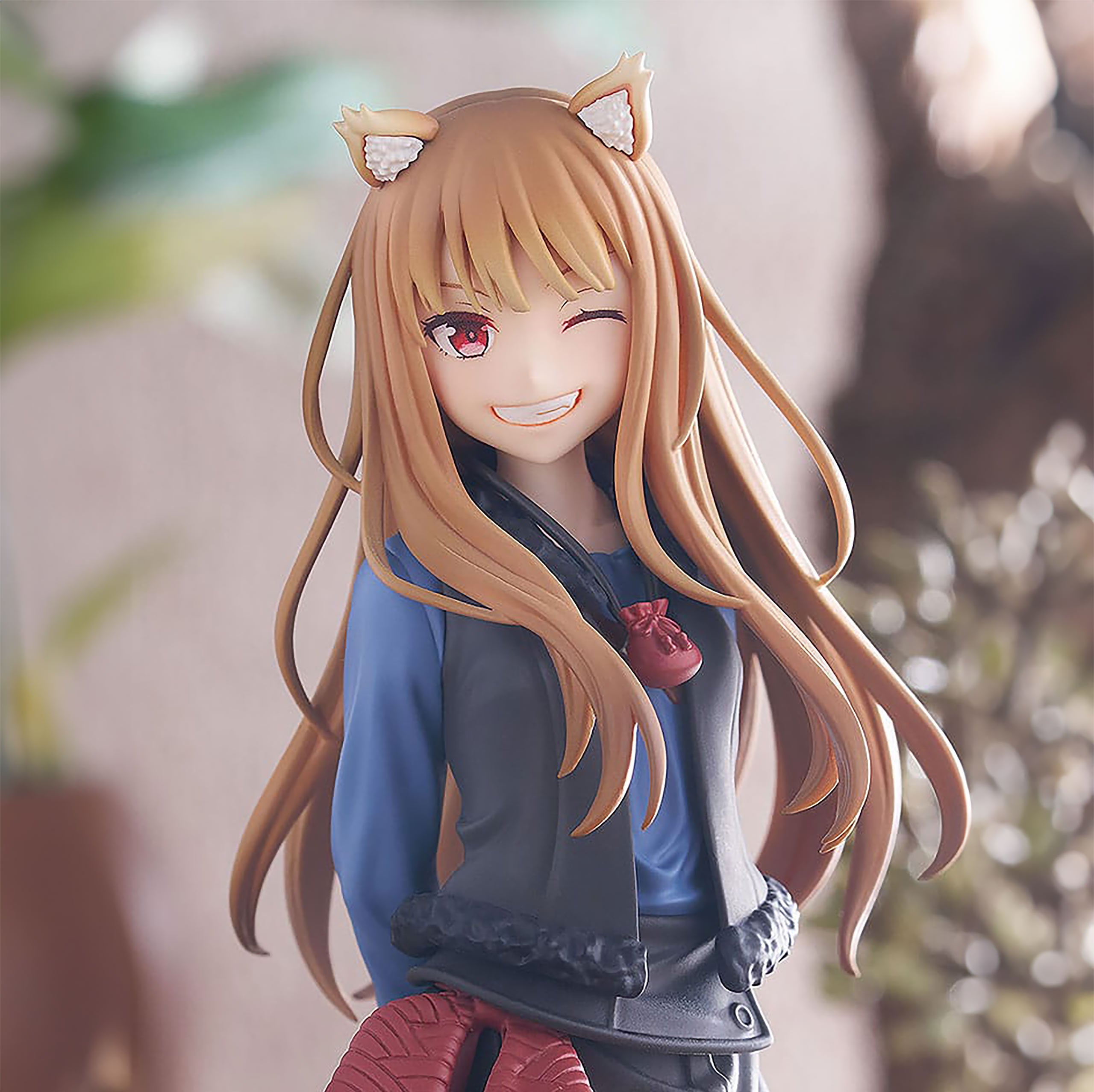 Product image Spice and Wolf - Holo Figure 2024 Version