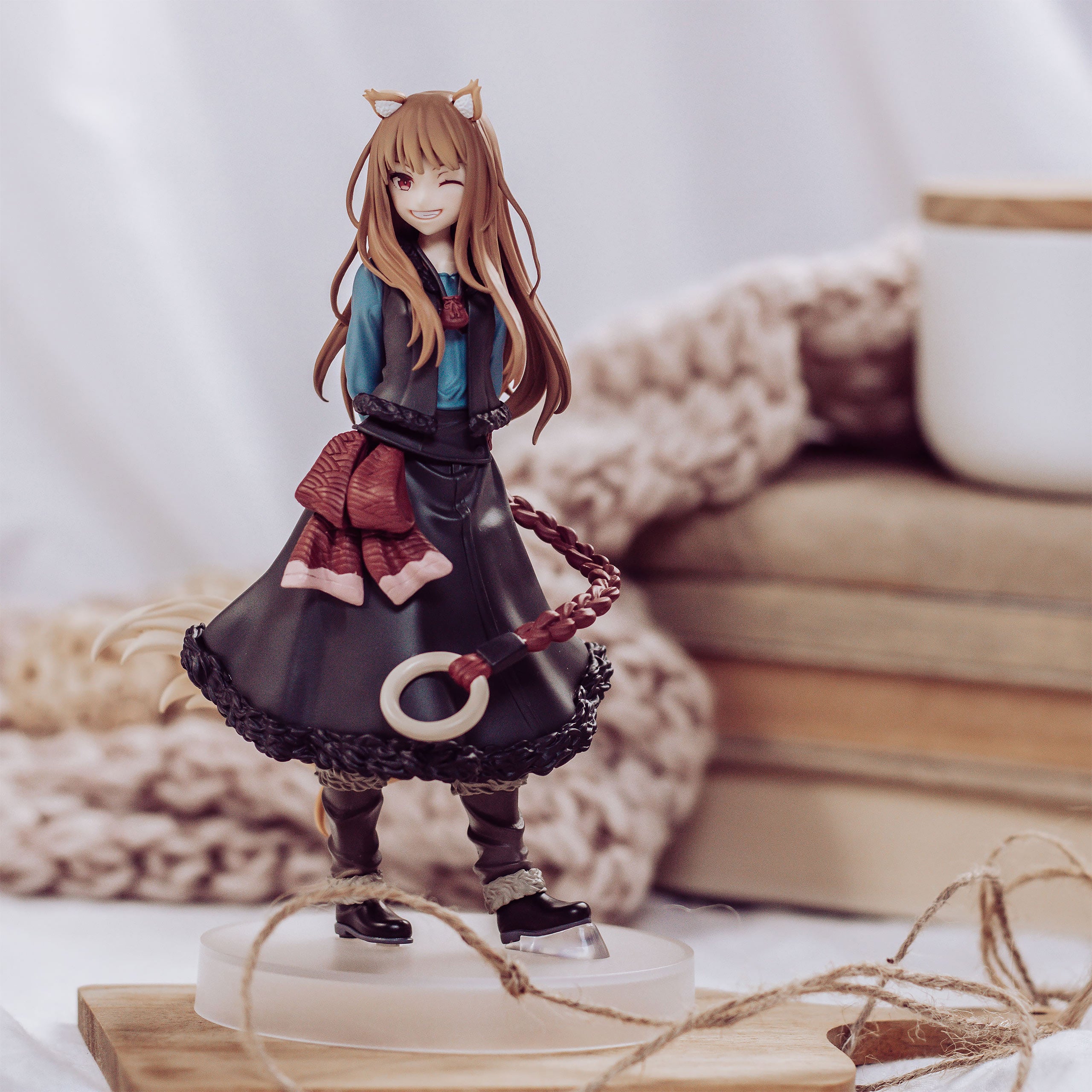 Product image Spice and Wolf - Holo Figure 2024 Version