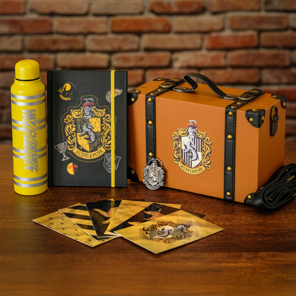Product image Harry Potter - Hufflepuff Premium Gift Set in Case with Carrying Strap