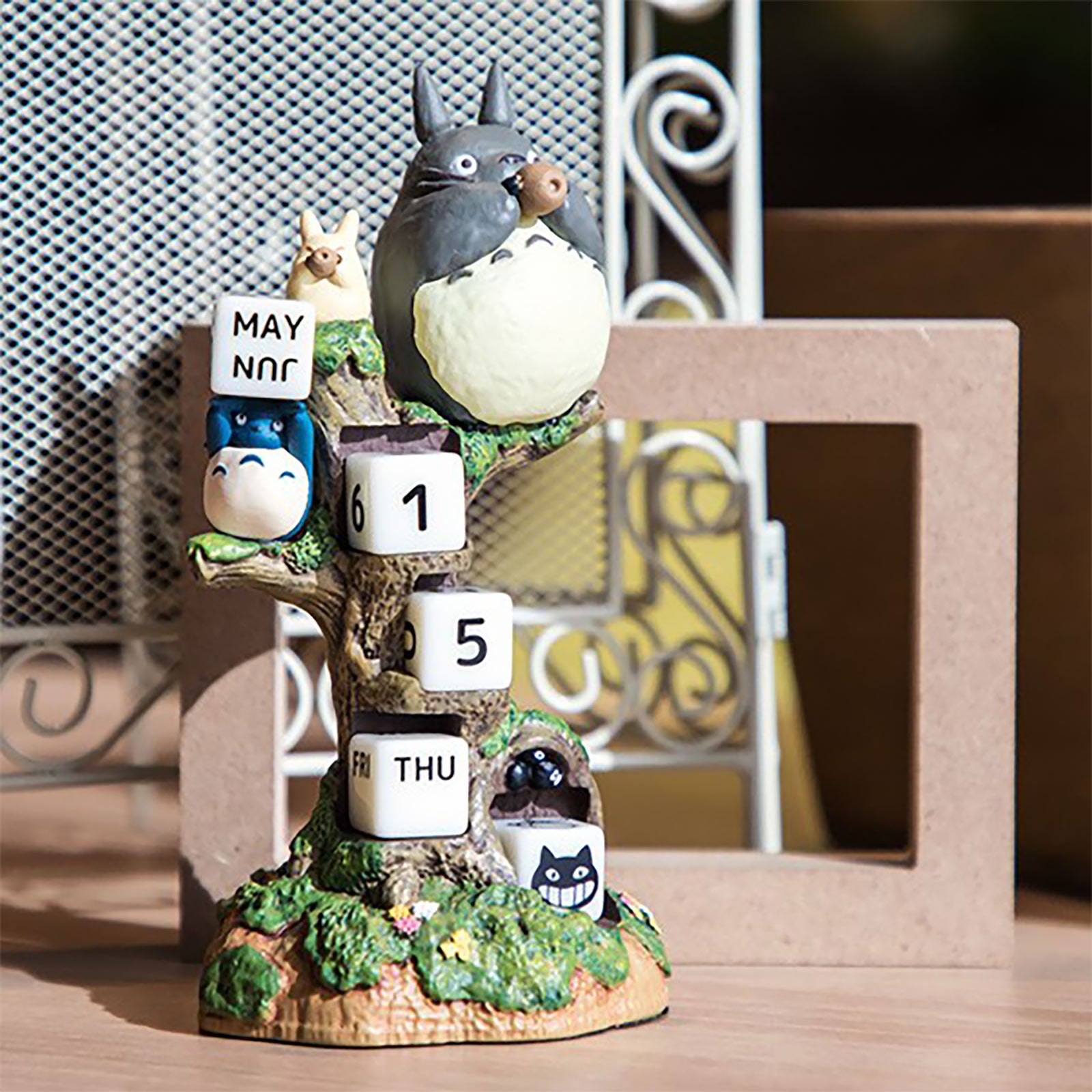 Product image Totoro - Ocarina Concert 3D Annual Calendar