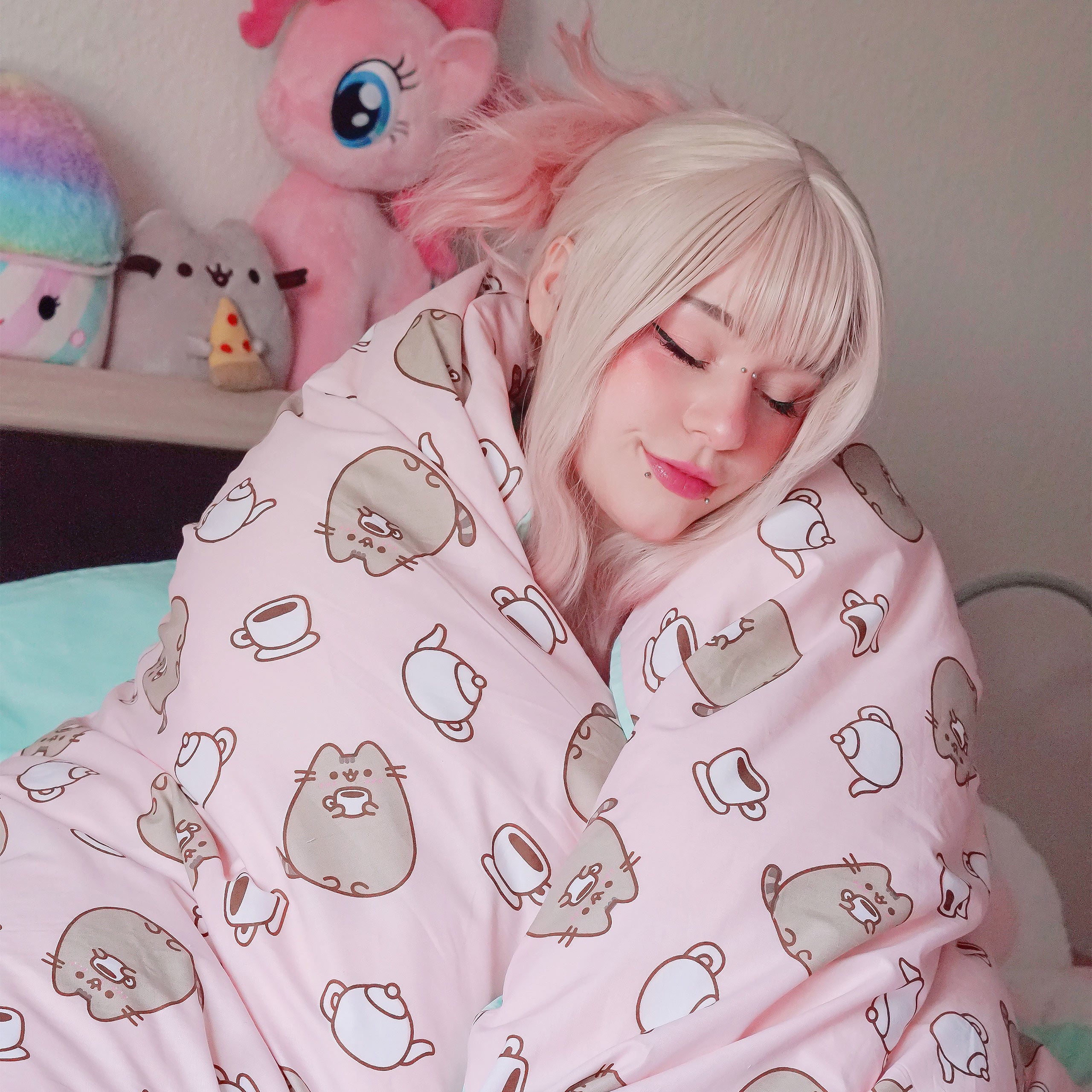 Product image Pusheen - Reversible bedding with Glow in the Dark effect