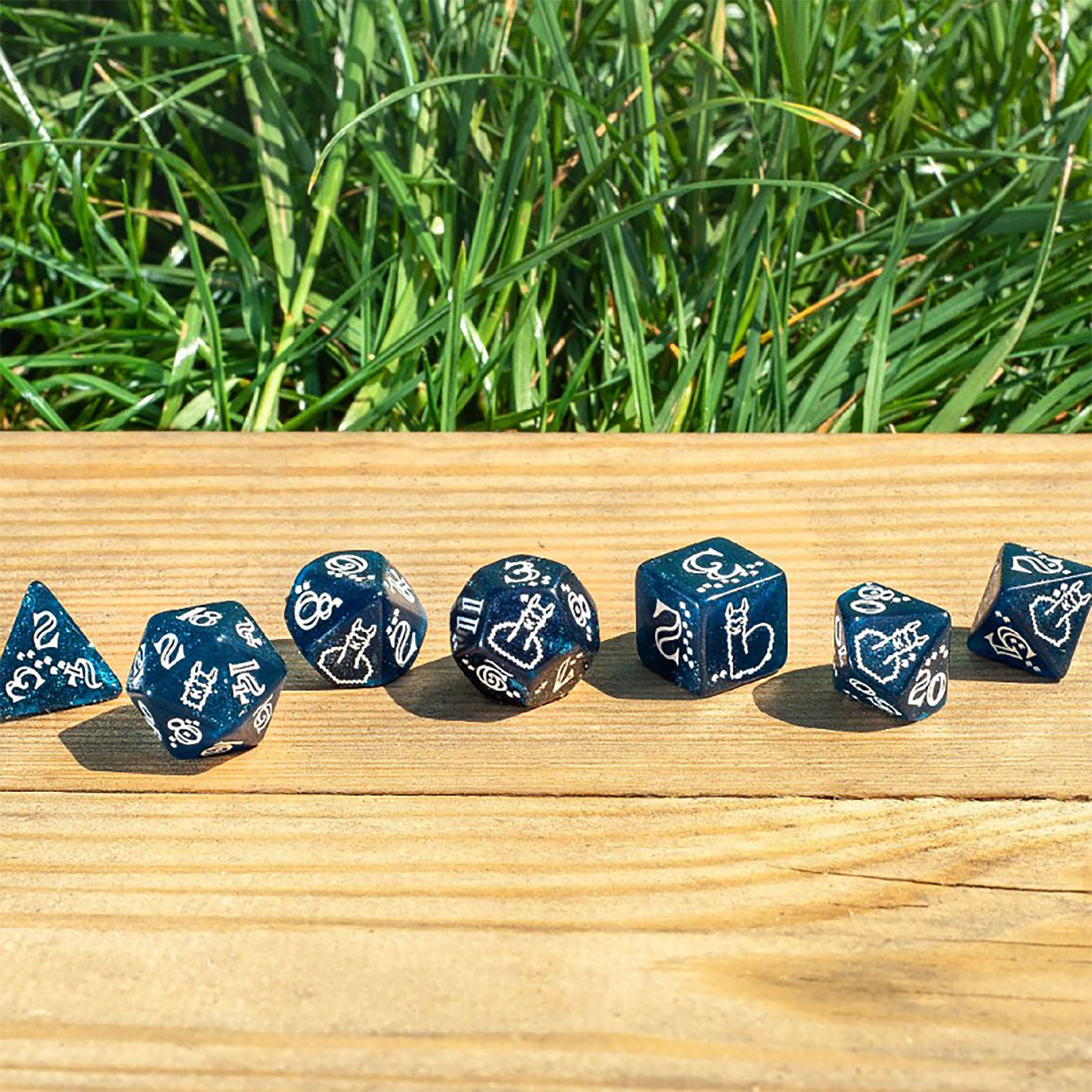 Product image Shimmering Llama Dice Set 7pcs blue-white