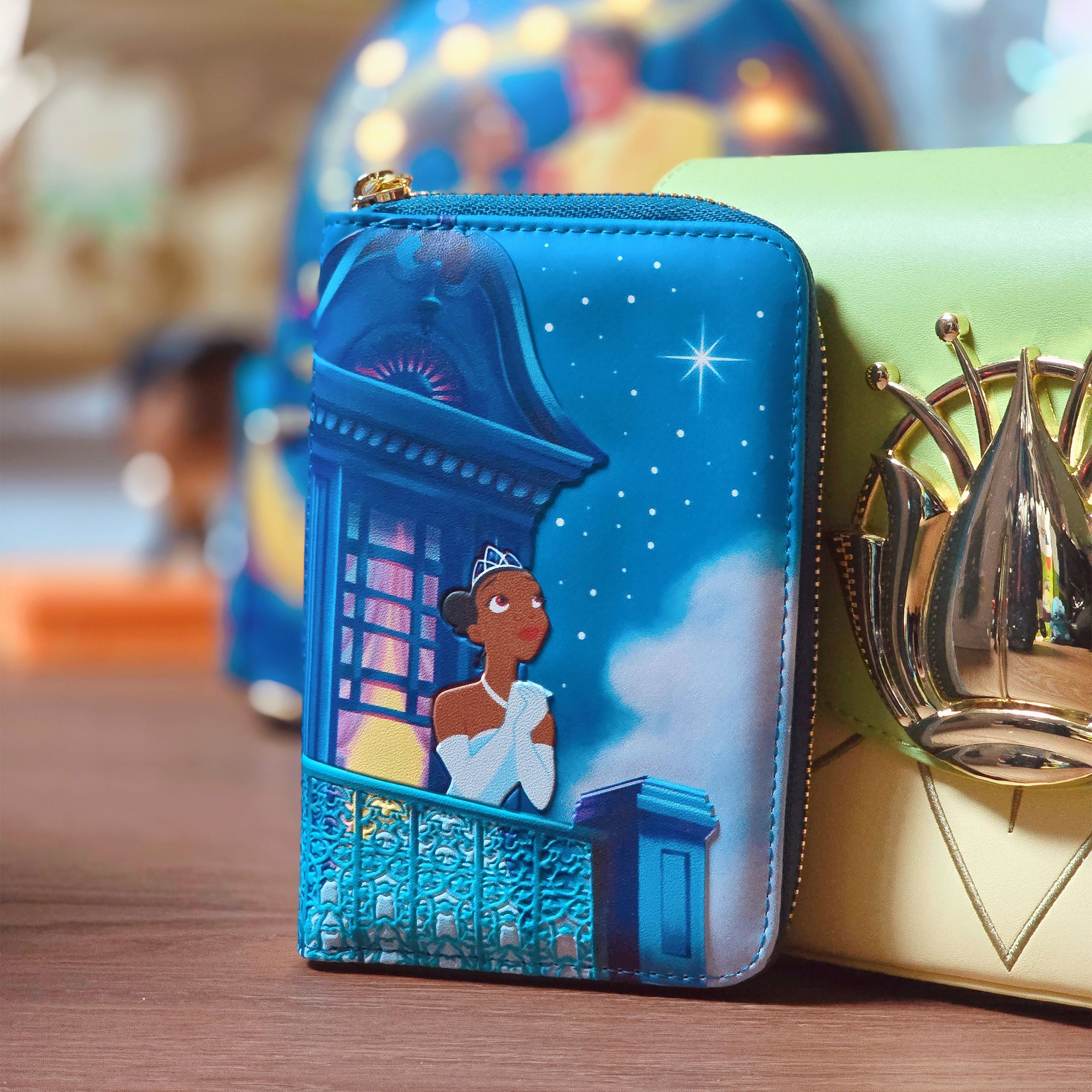 Product image Kiss the Frog - Tiana Glow in the Dark Wallet