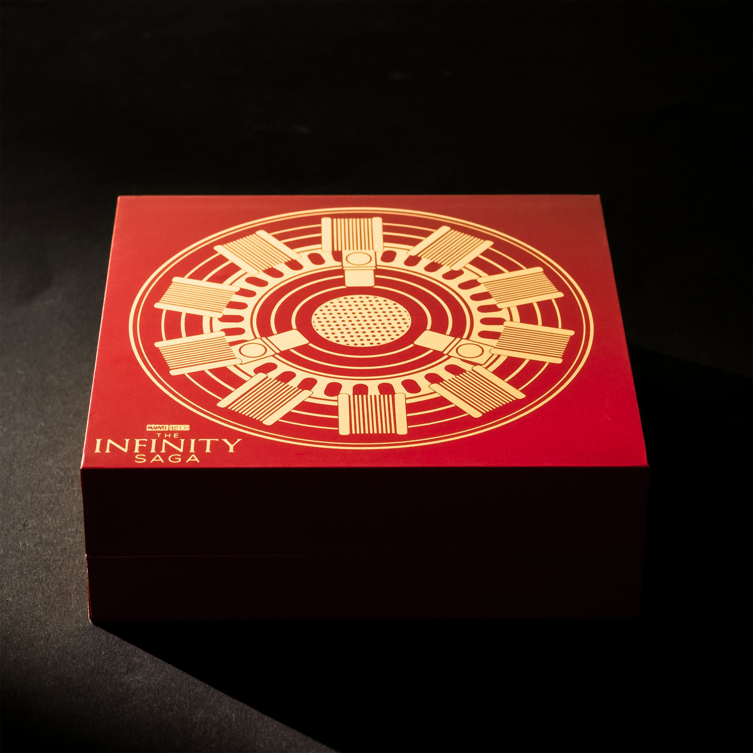 Product image The Infinity Saga - Iron Man RT-4 Arc Reactor Replica with Light