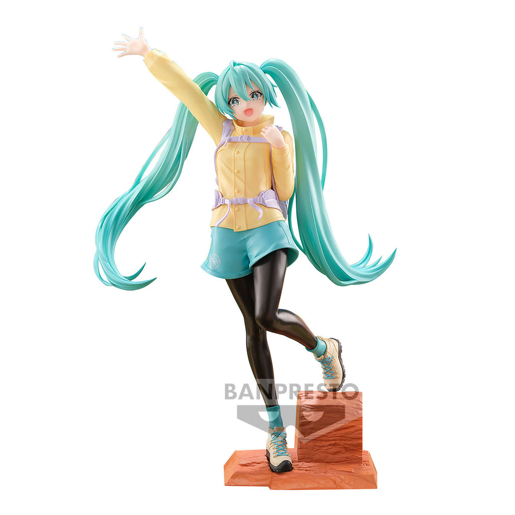 Product image Hatsune Miku - Holiday Memories Figure