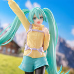 Product image Hatsune Miku - Holiday Memories Figure