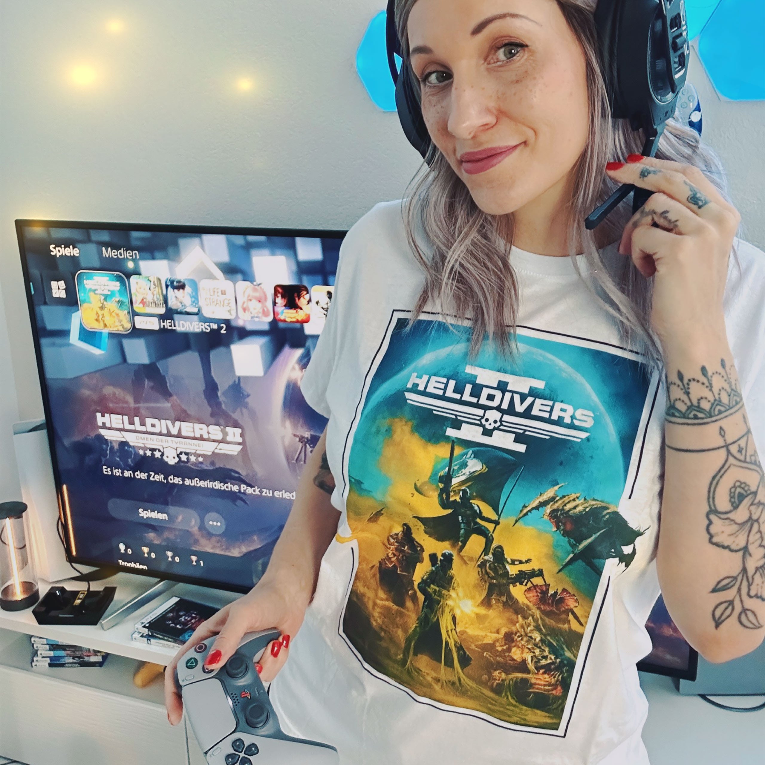 Product image Helldivers 2 - Key Art T-Shirt white