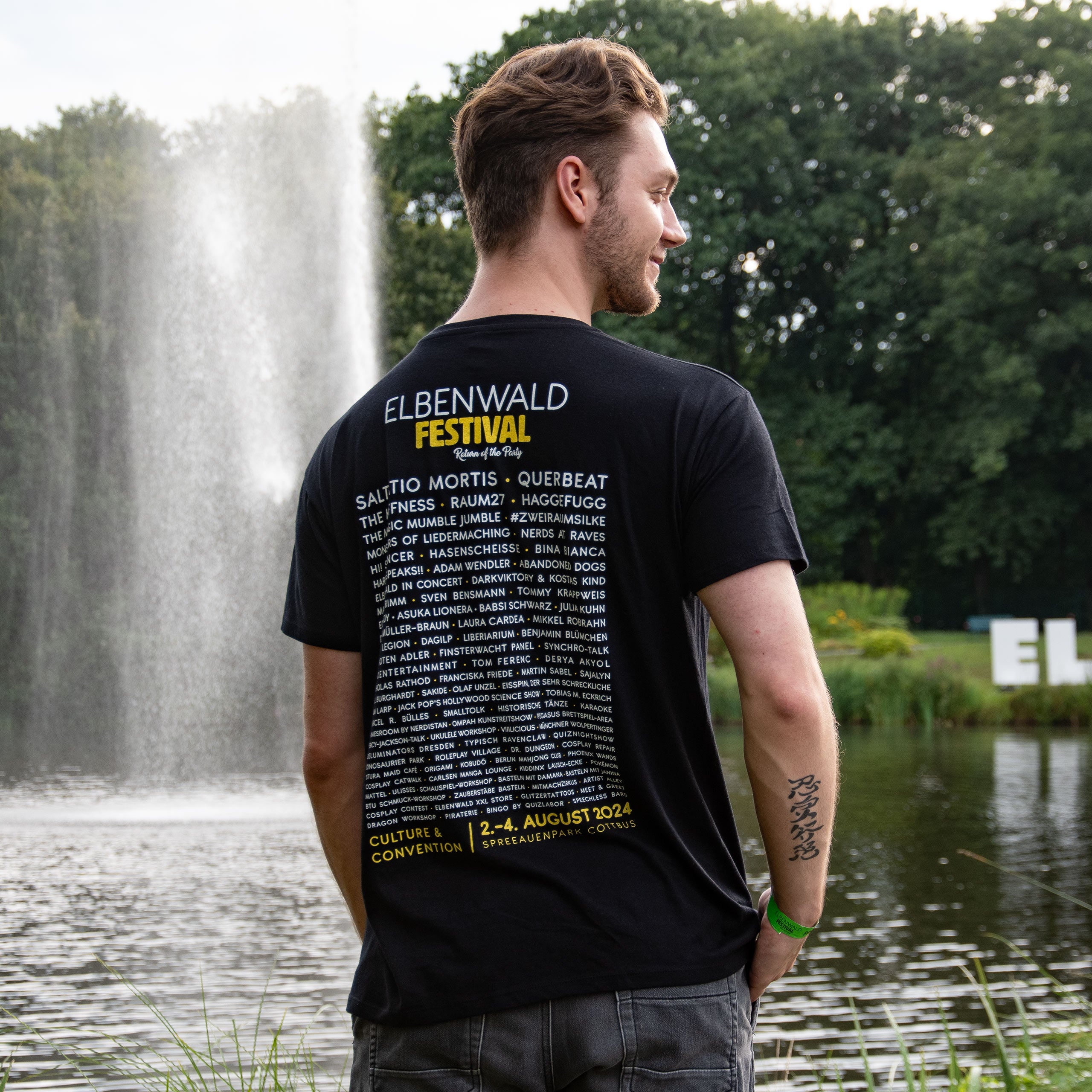 Product image Elbenwald Festival Return of the Party Dragon T-Shirt