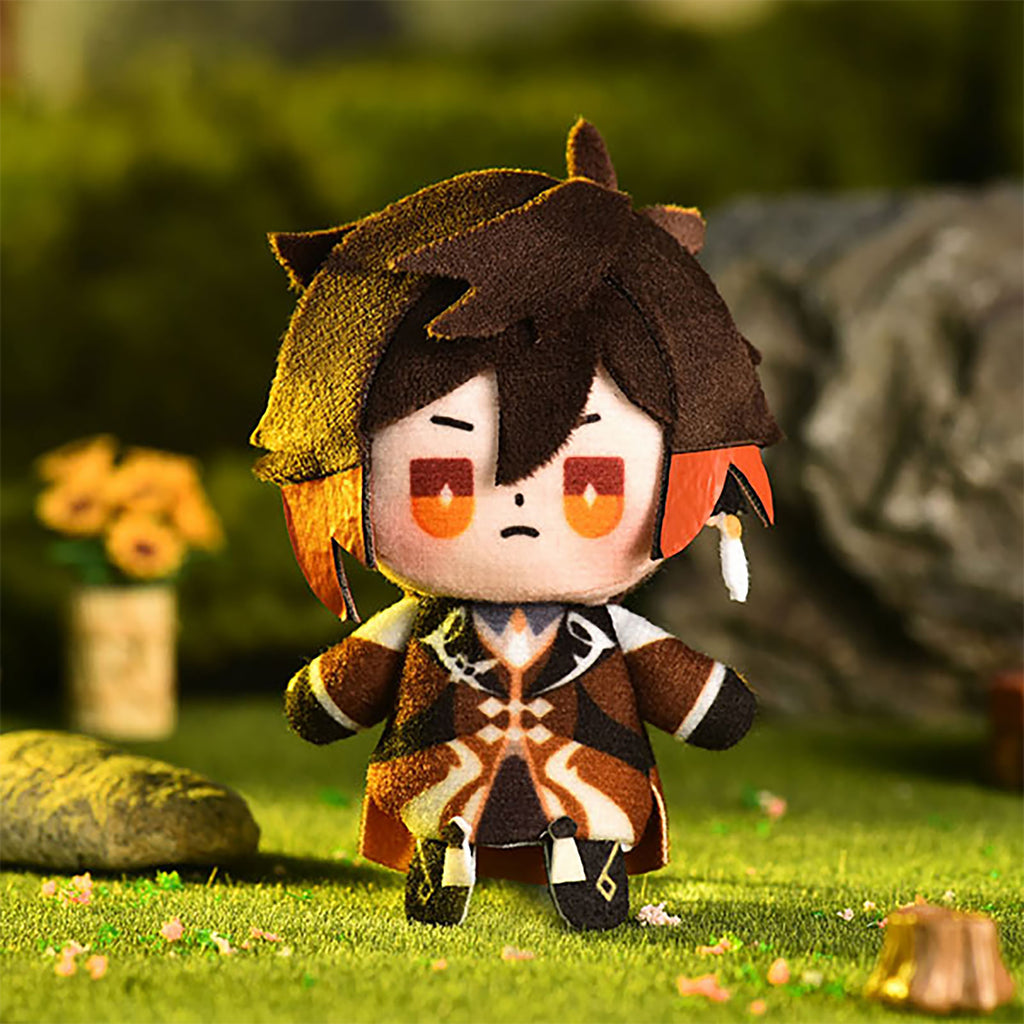 Product image Genshin Impact - Zhongli Mini Plush Figure