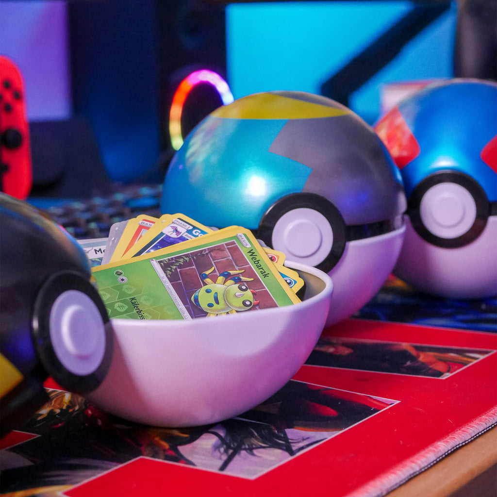 Product image Pokemon - Mystery Pokeball Cards Tin Box Autumn 2024