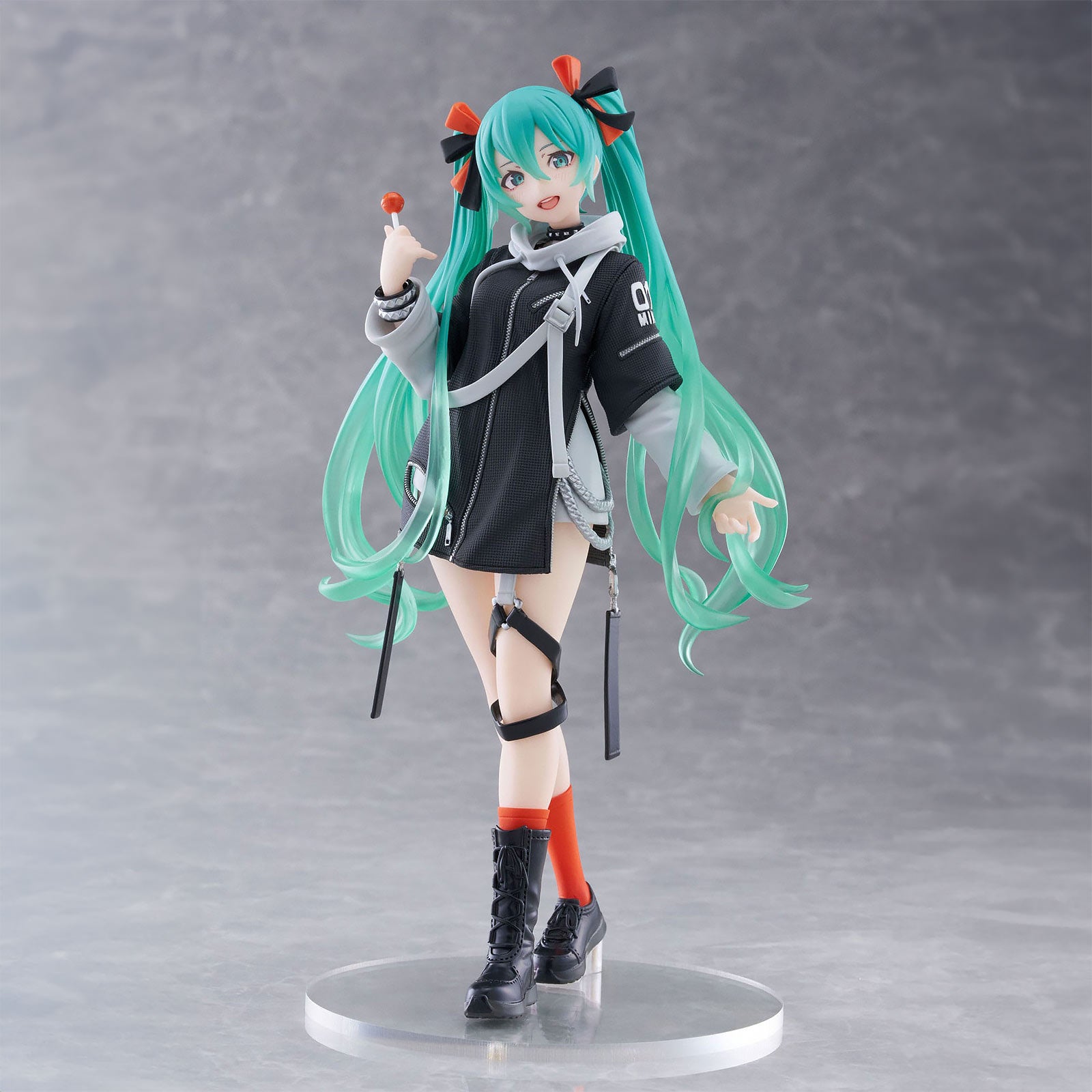 Product image Hatsune Miku - Wonderland Figure Fashion Punk Version