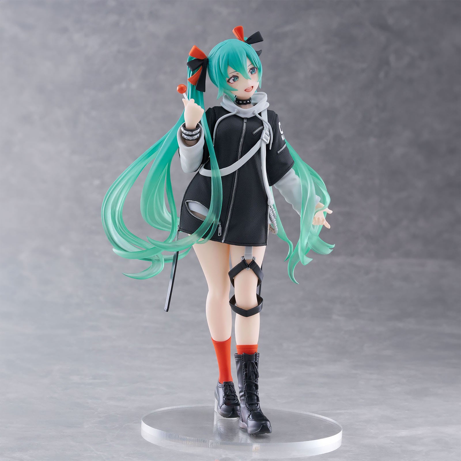 Product image Hatsune Miku - Wonderland Figure Fashion Punk Version