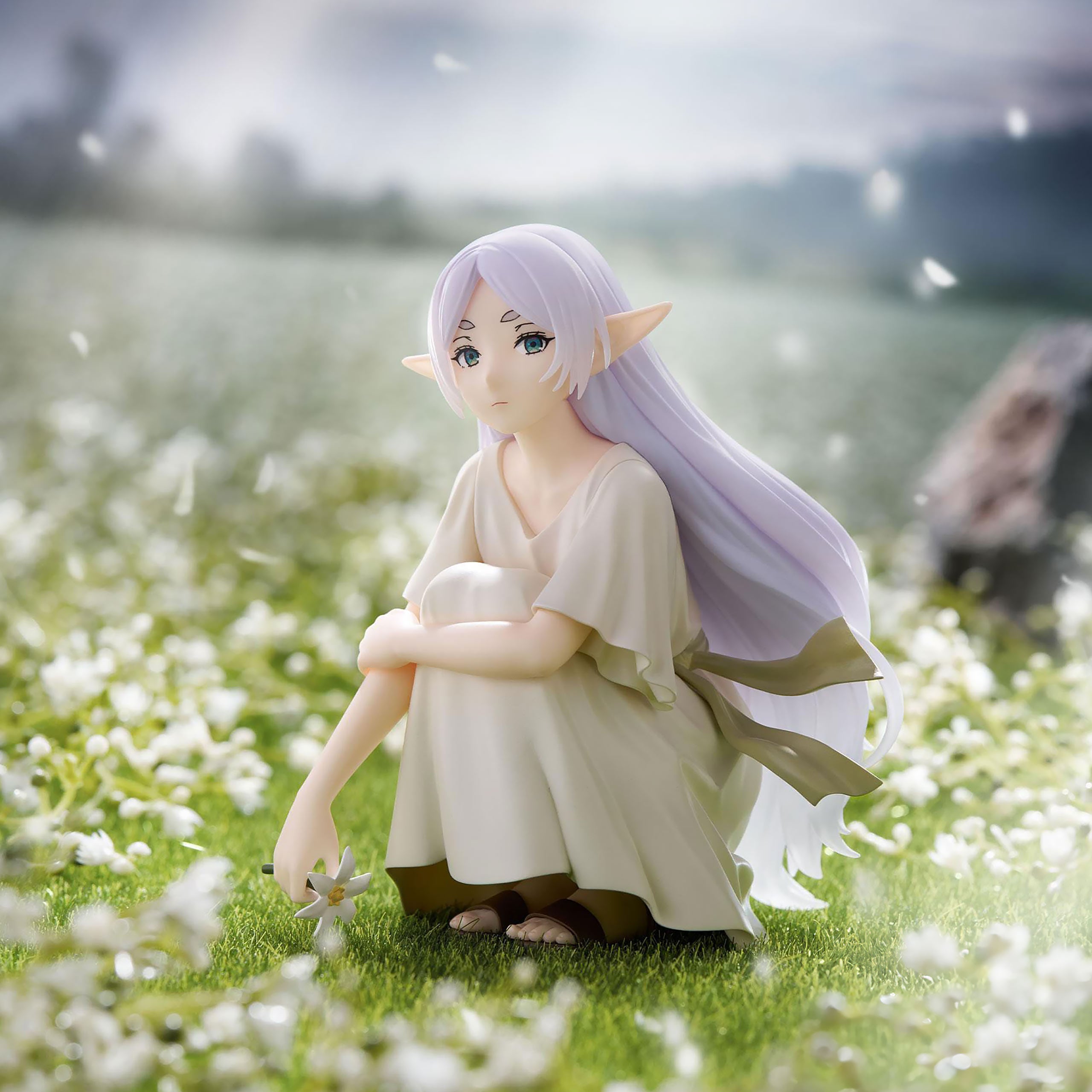 Product image Frieren: Beyond Journey's End - Frieren In Those Days Figure