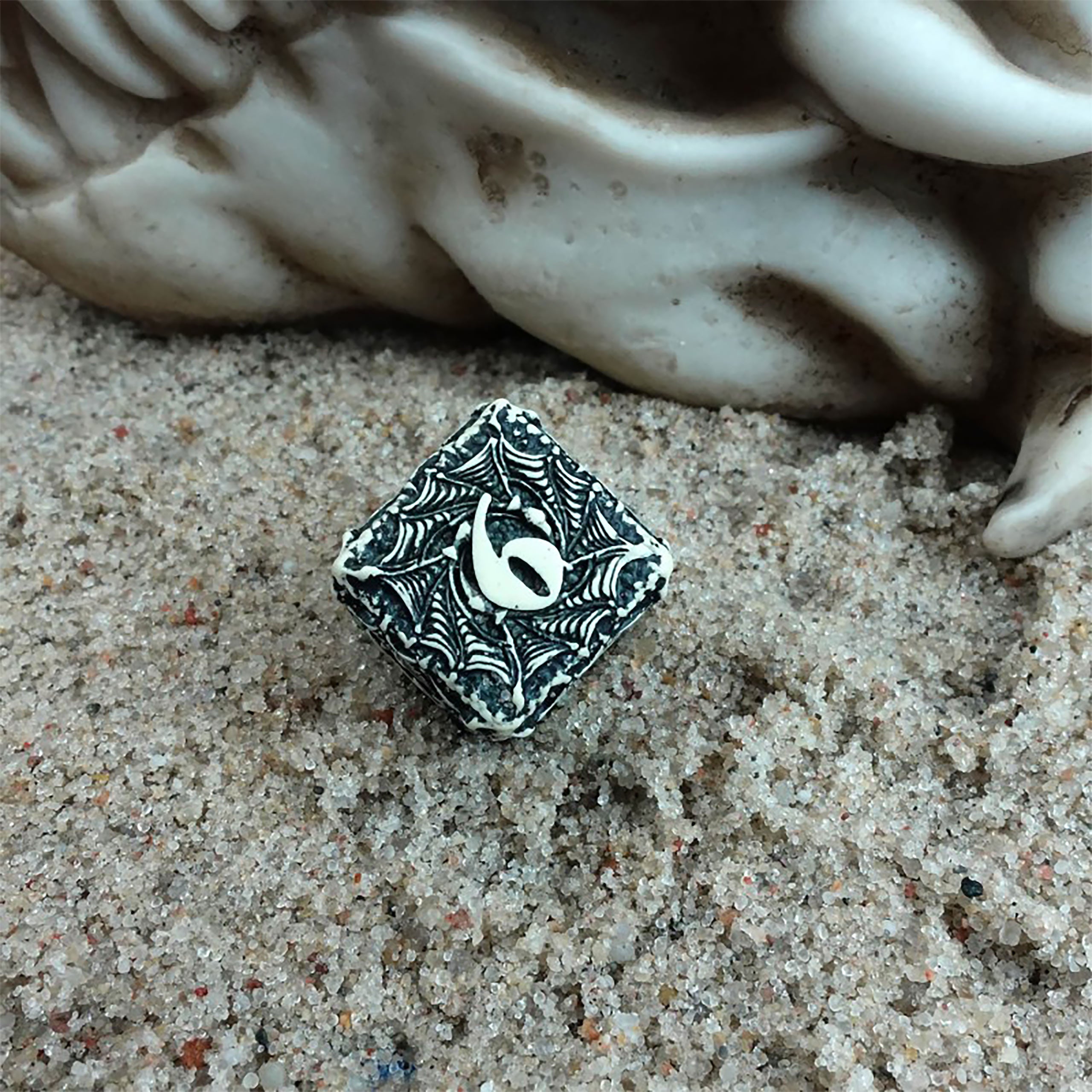 Product image Dracopolis - The Scandinavian Blackfang Dice Set 7pcs