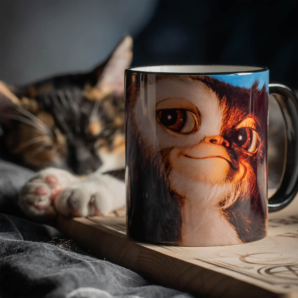 Product image Gremlins - Handle With Care Cup