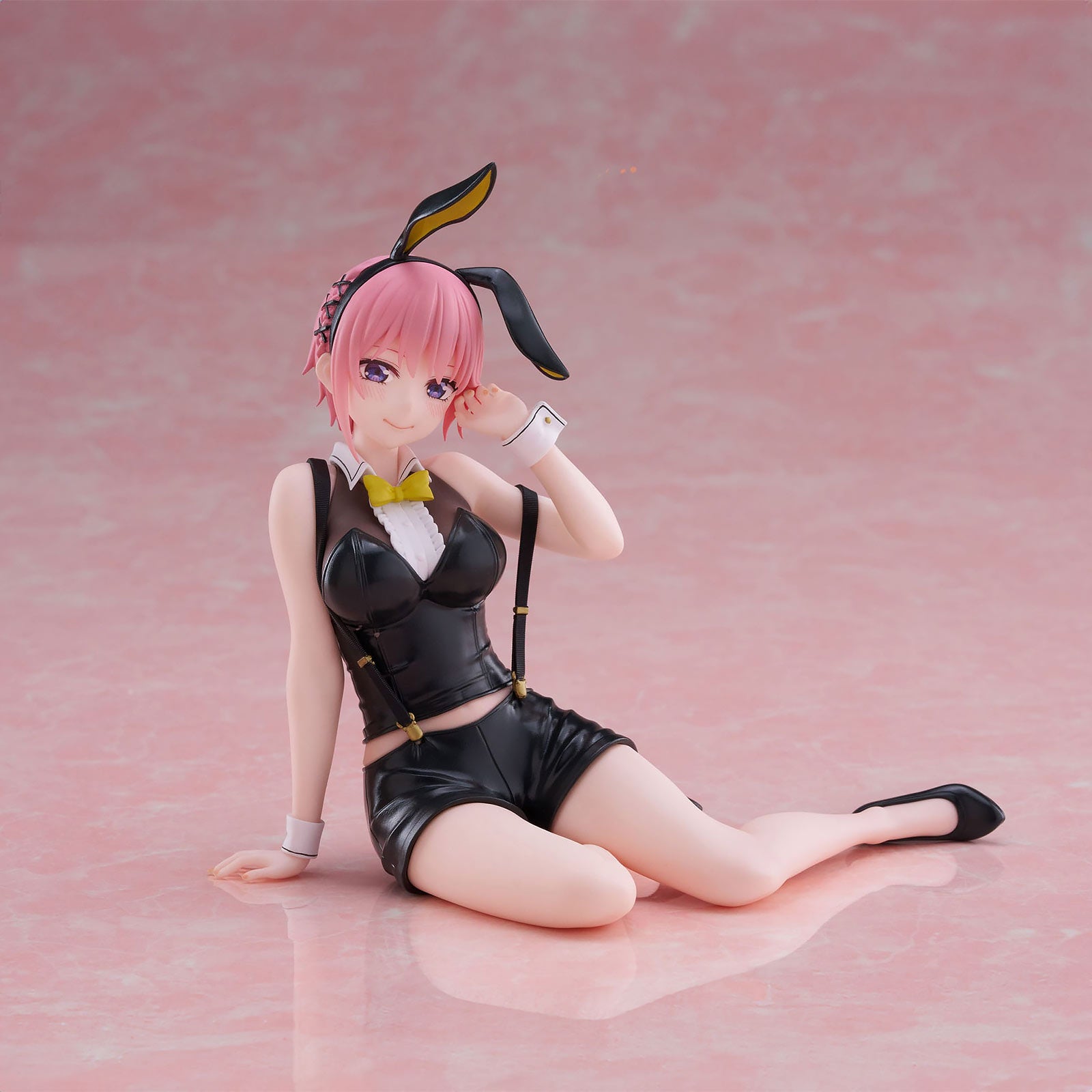 Product image The Quintessential Quintuplets - Ichika Nakano Desktop Cute Figure Bunny Version