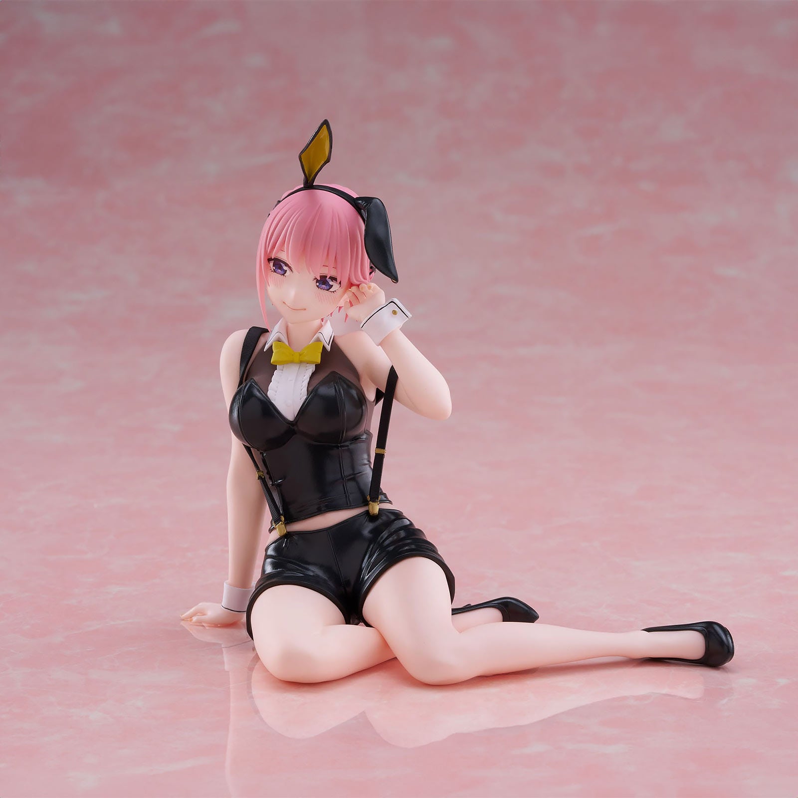 Product image The Quintessential Quintuplets - Ichika Nakano Desktop Cute Figure Bunny Version