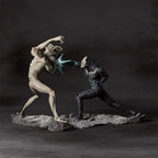 Product image Kaiju No. 8 vs. Kaiju No. 9 Diorama Figure