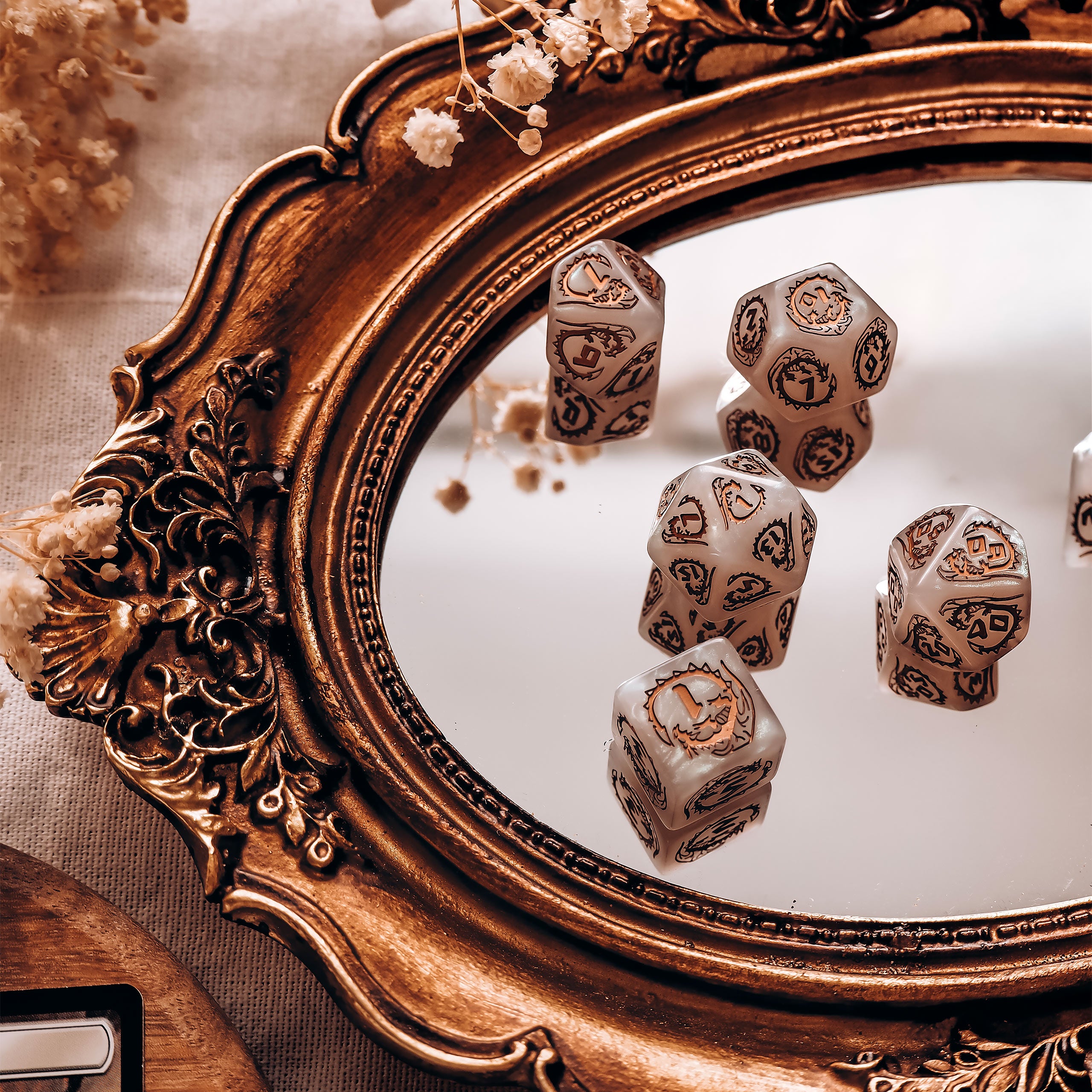 Product image Dragons - Quartz RPG Dice Set 7pcs