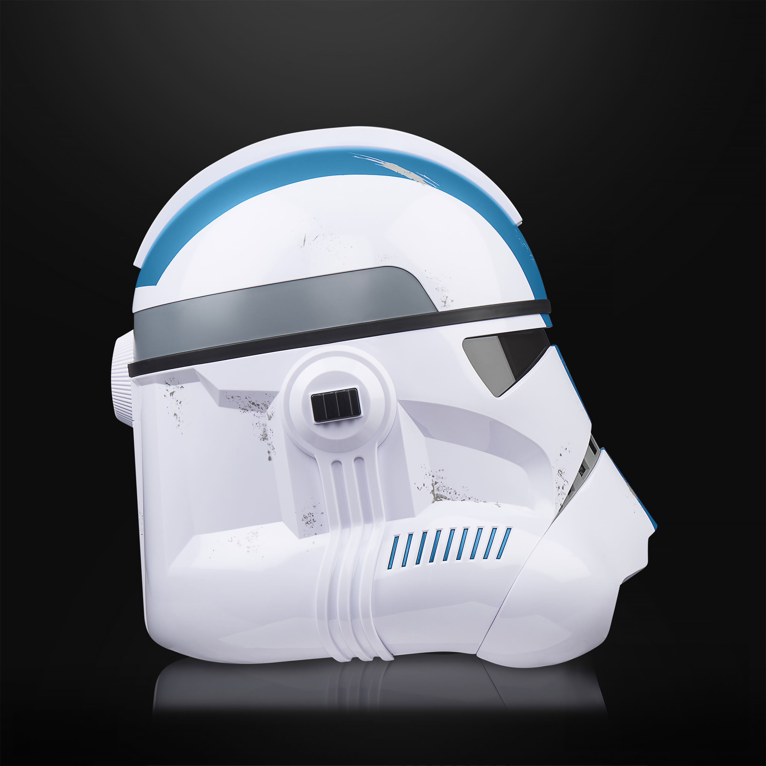 Product image Star Wars – Clone Trooper 501st Legion Helmet Replica with Sound Effects