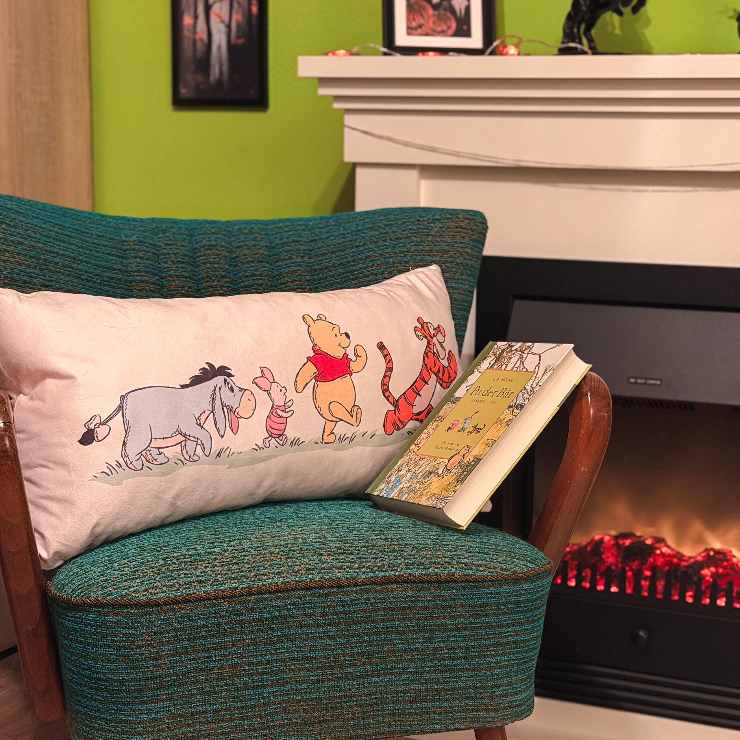 Product image Friends Cushion - Winnie the Pooh