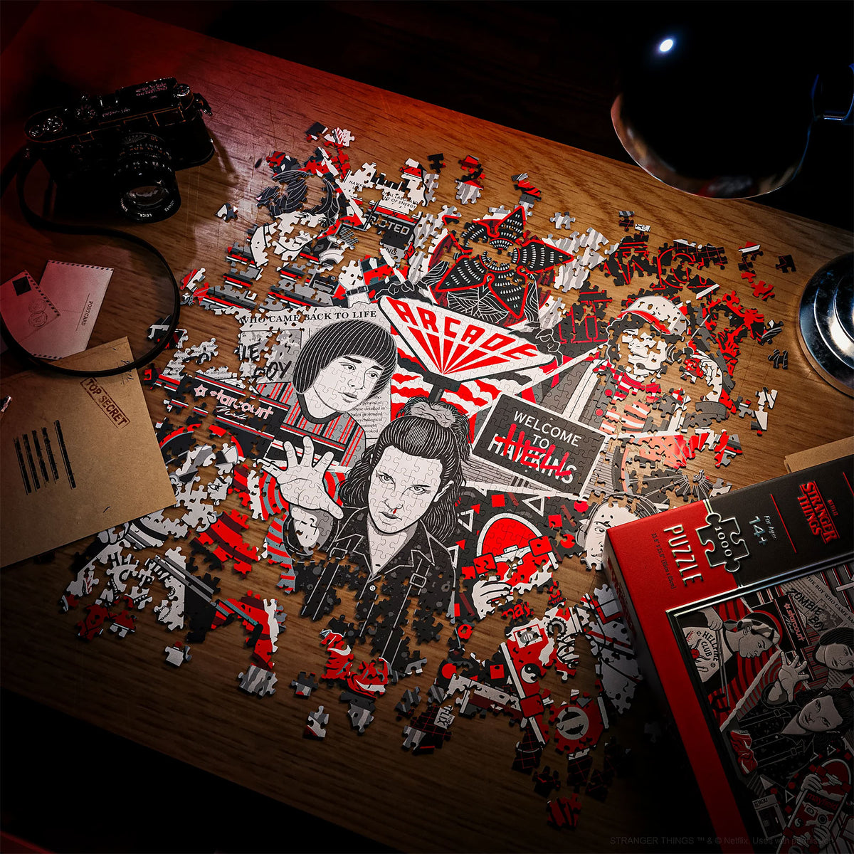Product image Stranger Things - Upside Down Premium Puzzle
