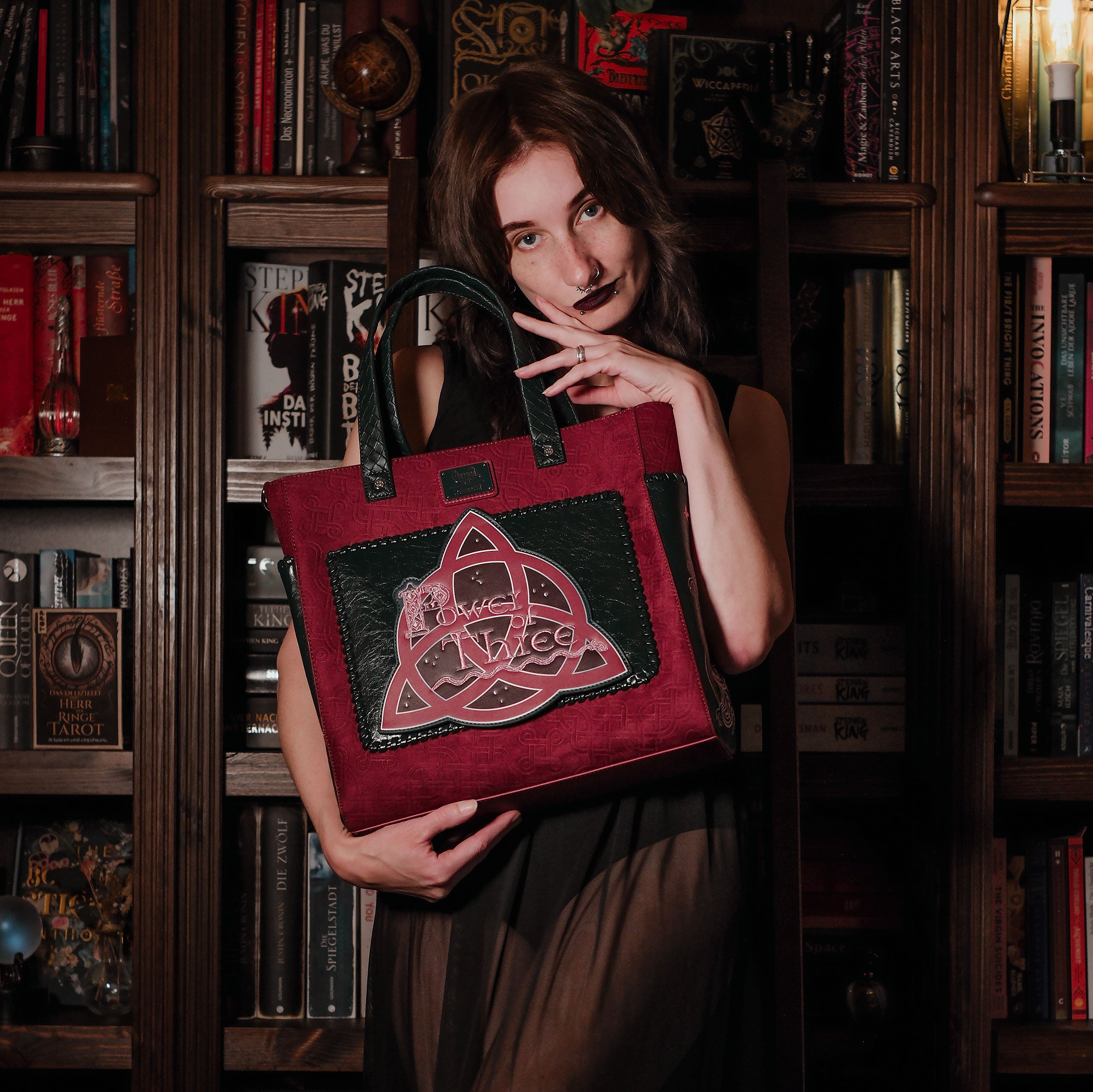 Product image Charmed - Power of Three 2in1 Crossbody Bag