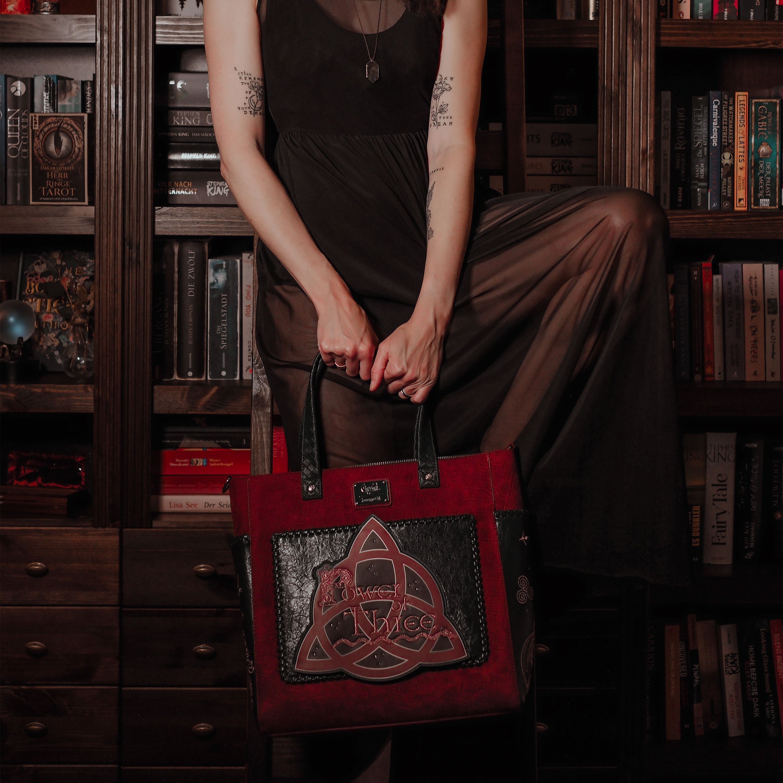 Product image Charmed - Power of Three 2in1 Crossbody Bag