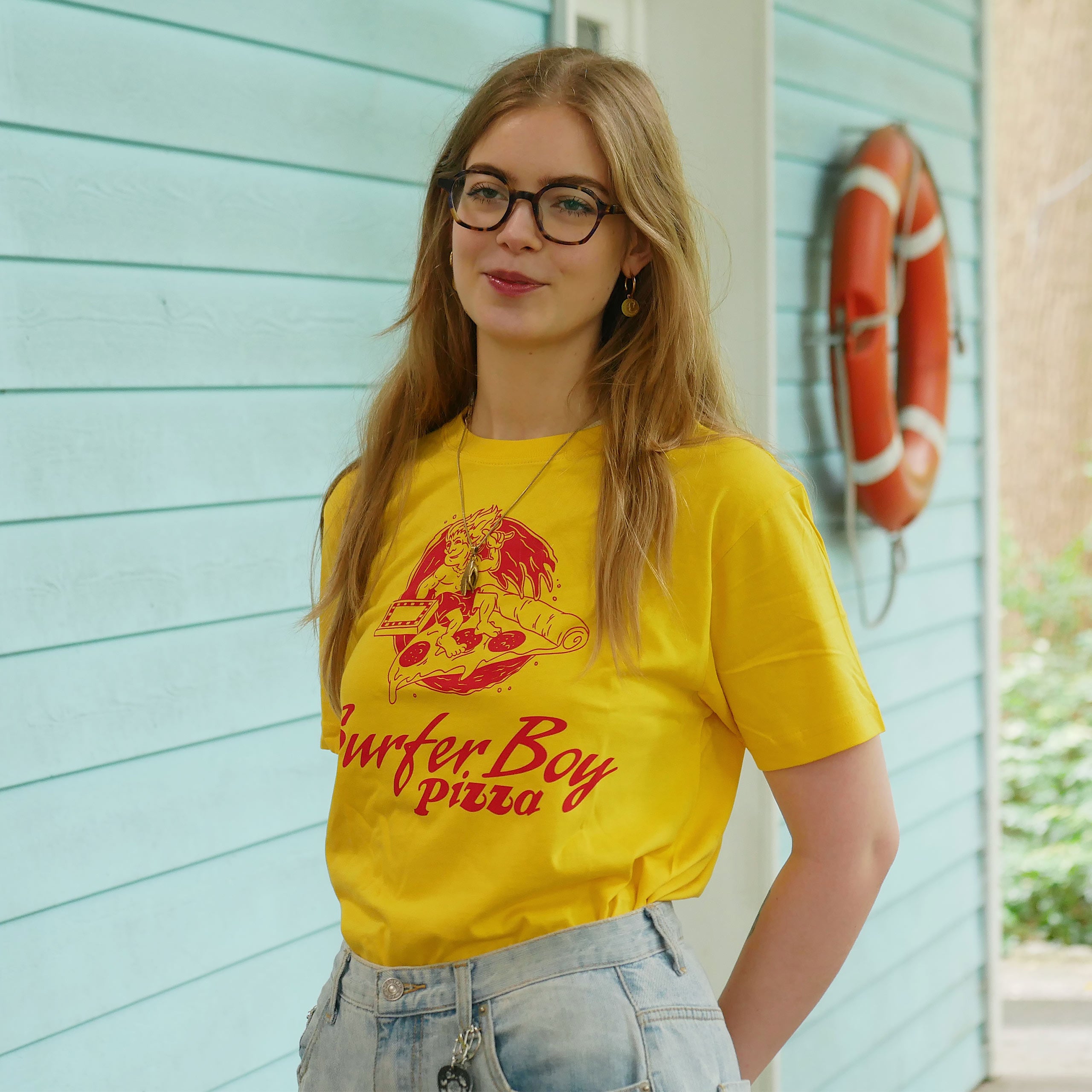 Product image Stranger Things - Surfer Boy Pizza T-shirt yellow