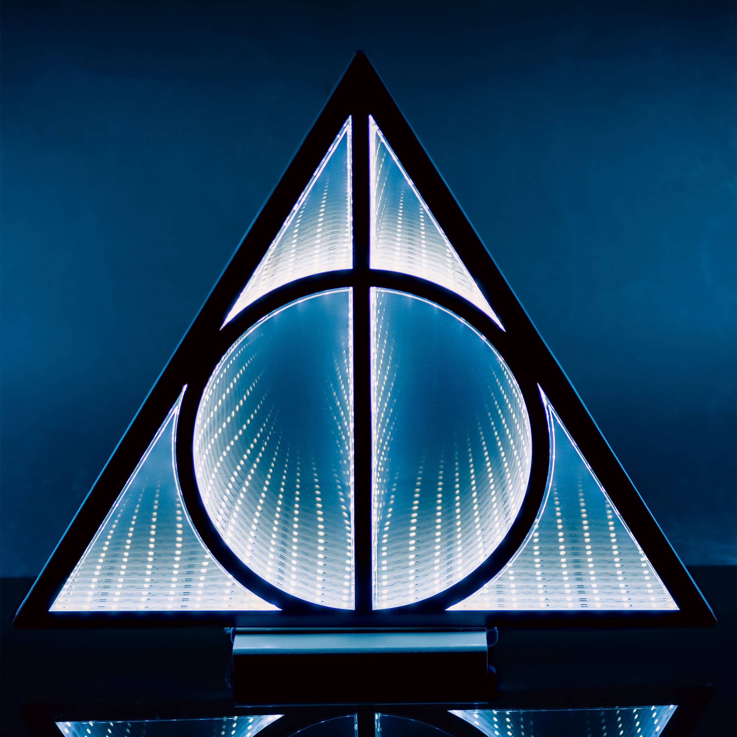 Product image Harry Potter - Deathly Hallows Acrylic LED Lamp