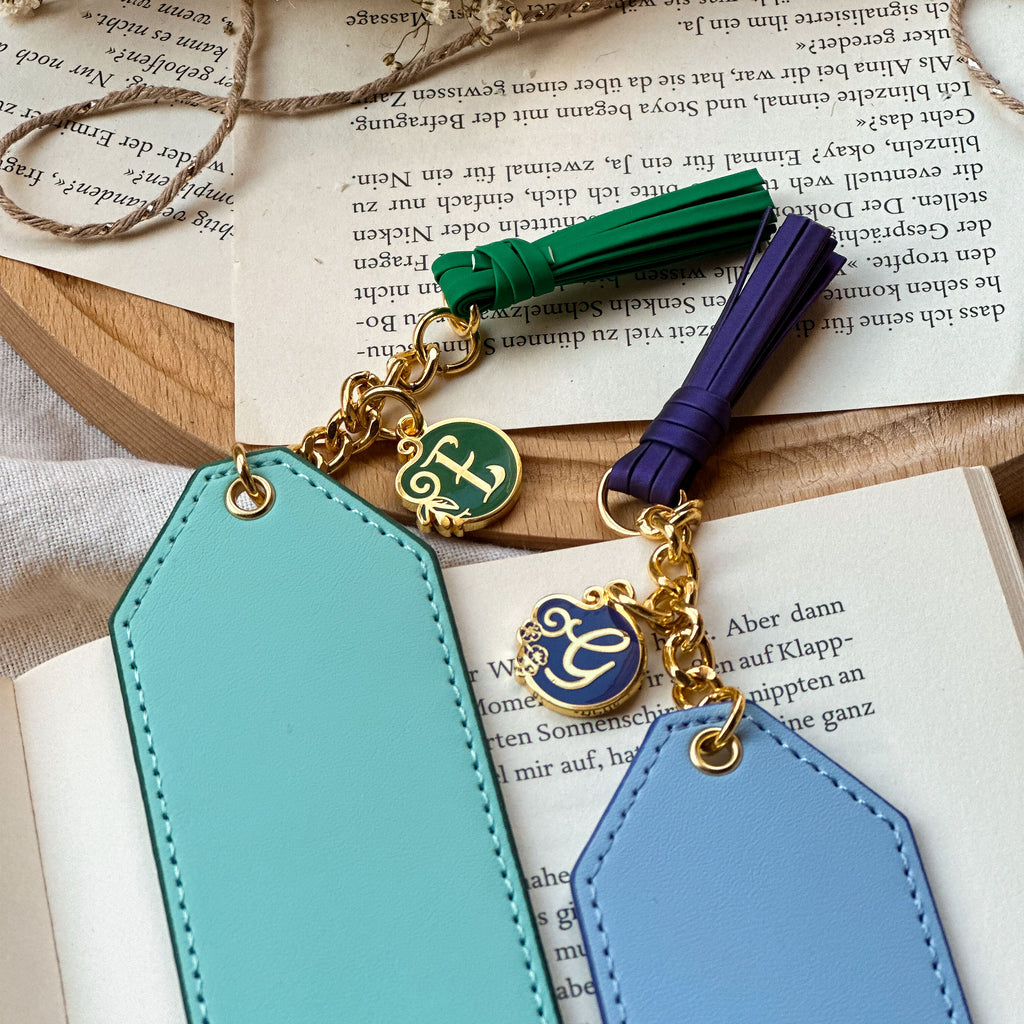 Product image Wicked - Glinda and Elphaba For Good Bookmark Set