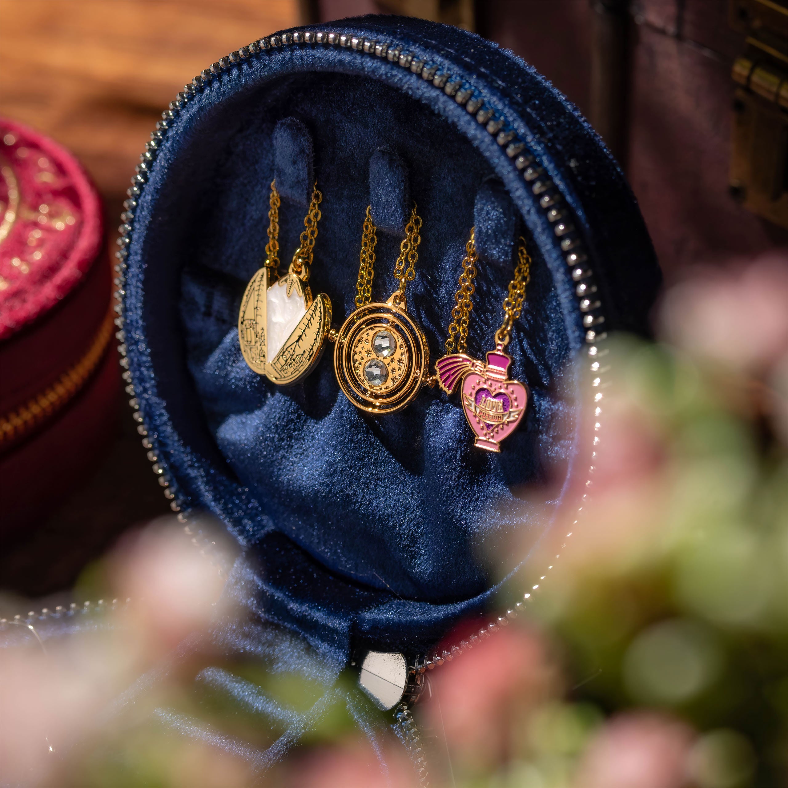 Product image Harry Potter - Deathly Hallows Plush Jewelry Box